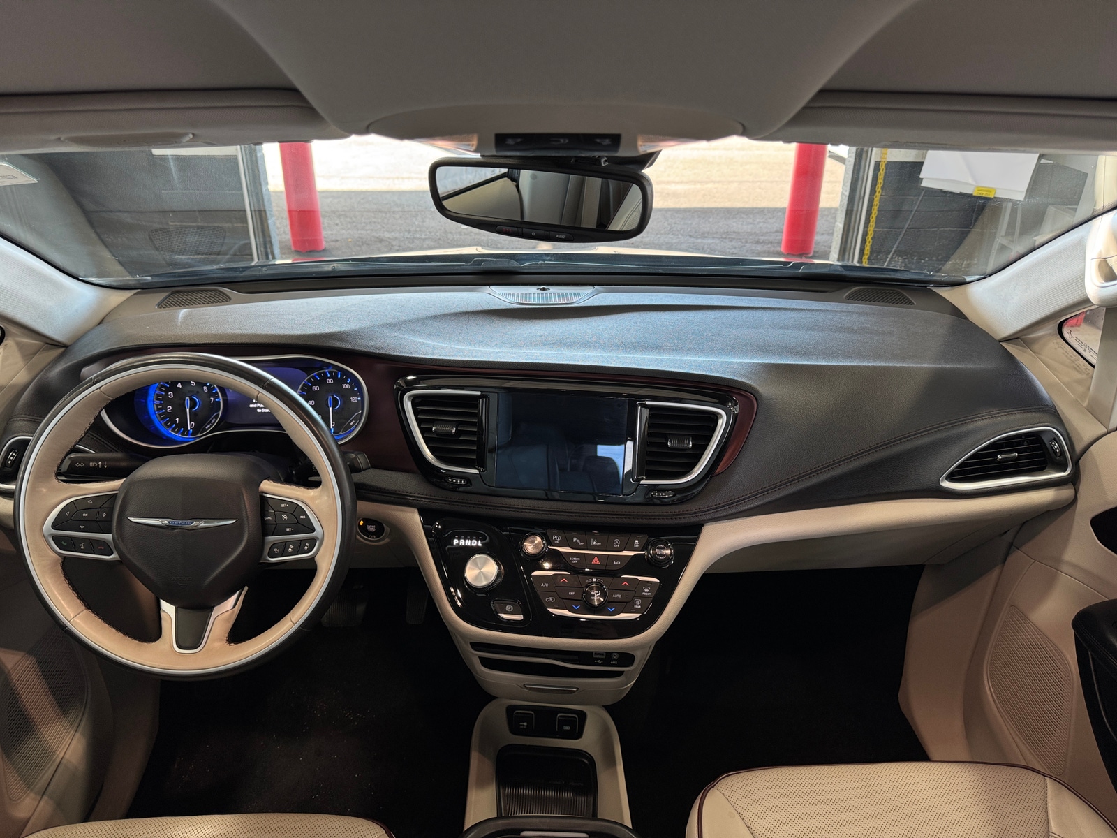 Thumbnail: 2017 Chrysler Pacifica - 2