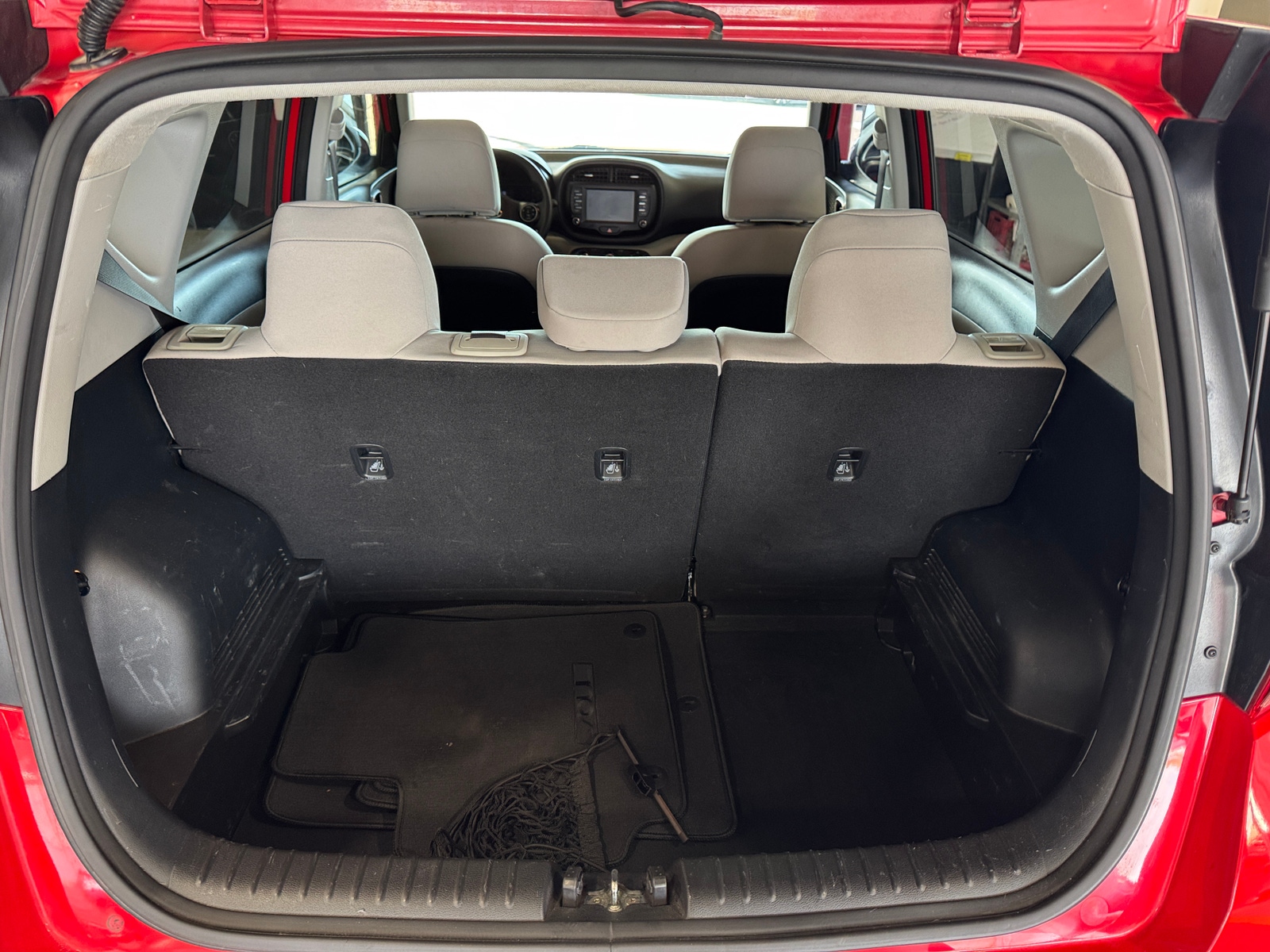 Thumbnail: 2020 Kia Soul - 7