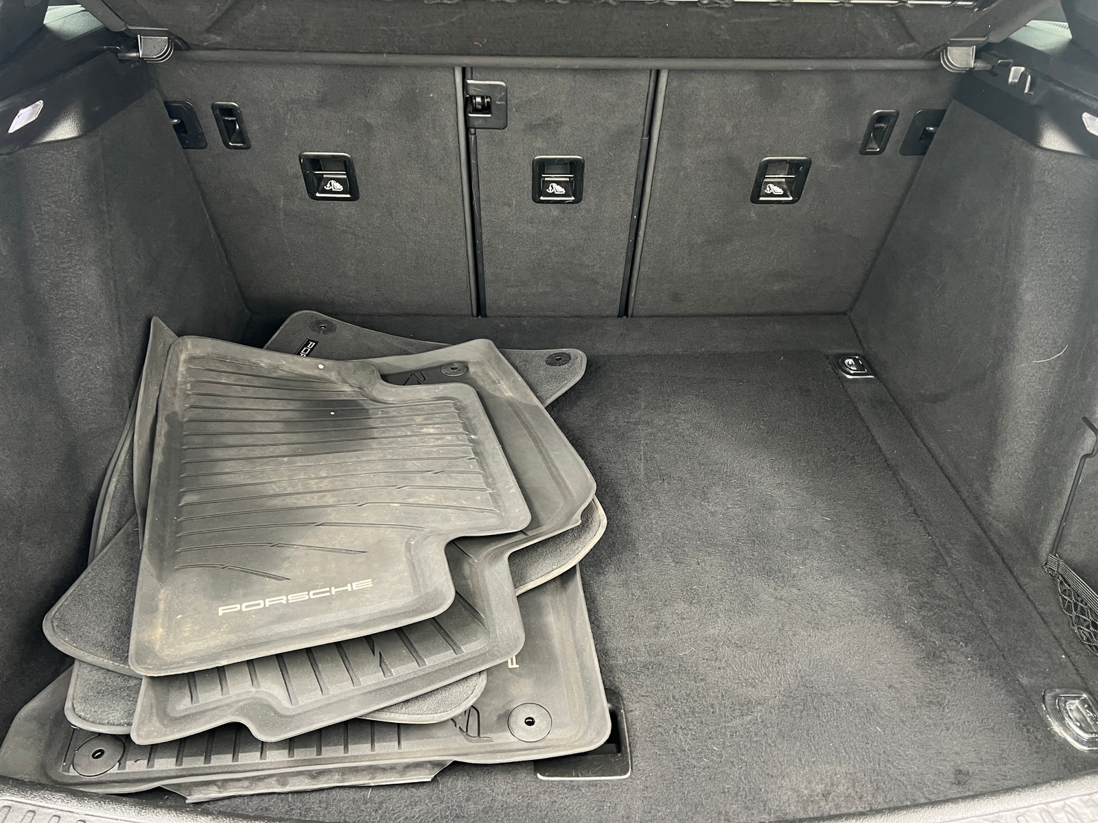 Thumbnail: 2017 Porsche Macan - 6