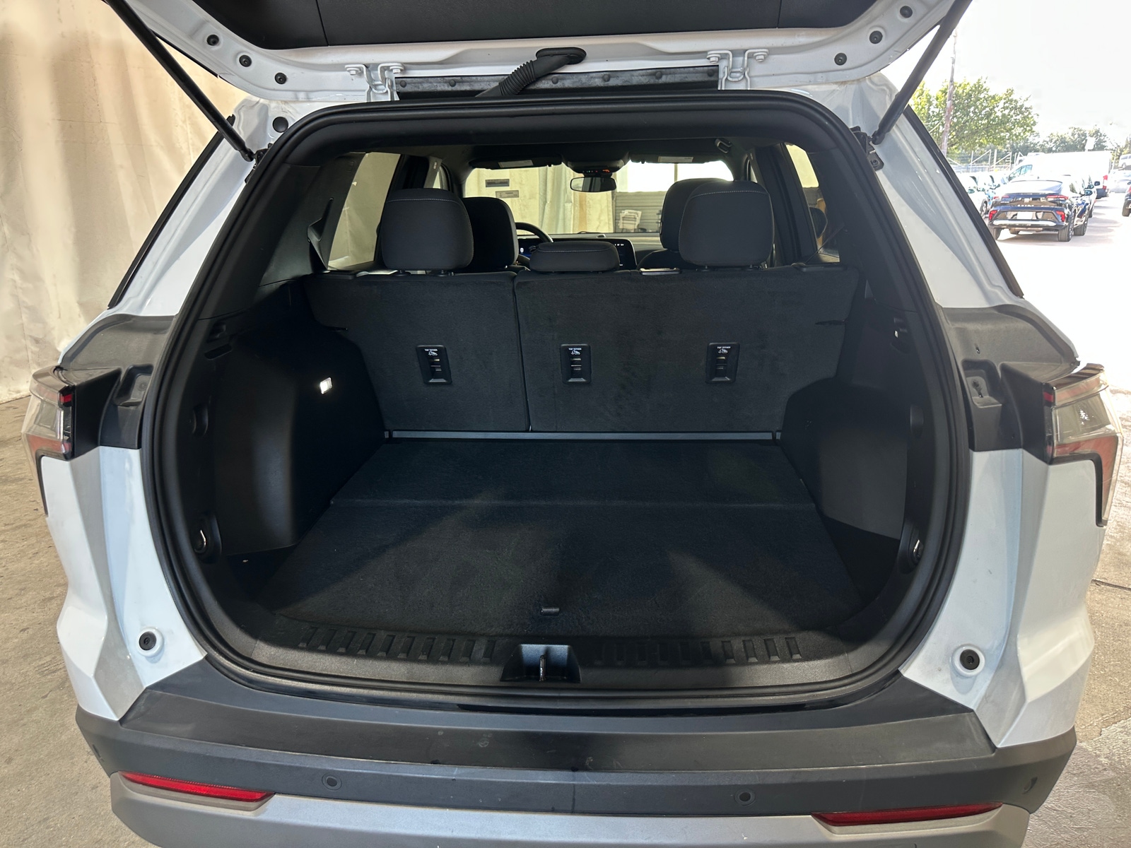 Thumbnail: 2025 Chevrolet Equinox - 7