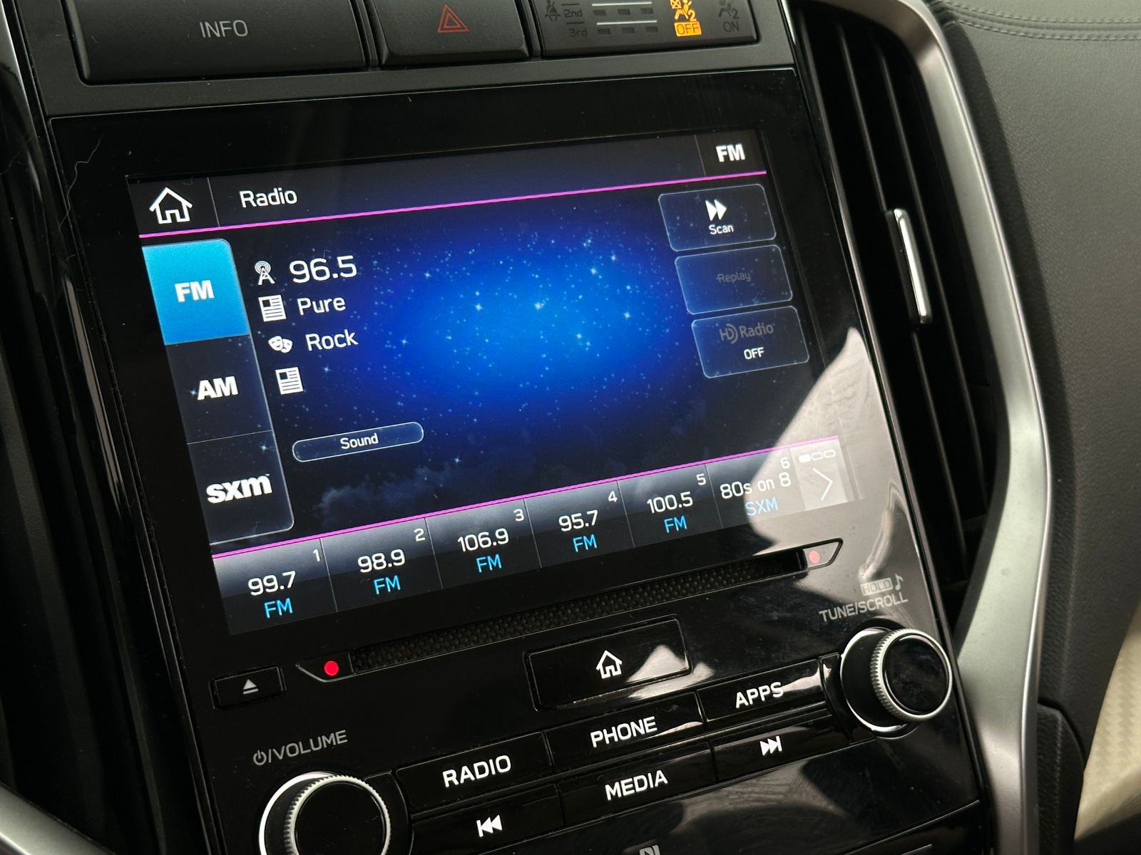 Thumbnail: 2022 Subaru Ascent - 4