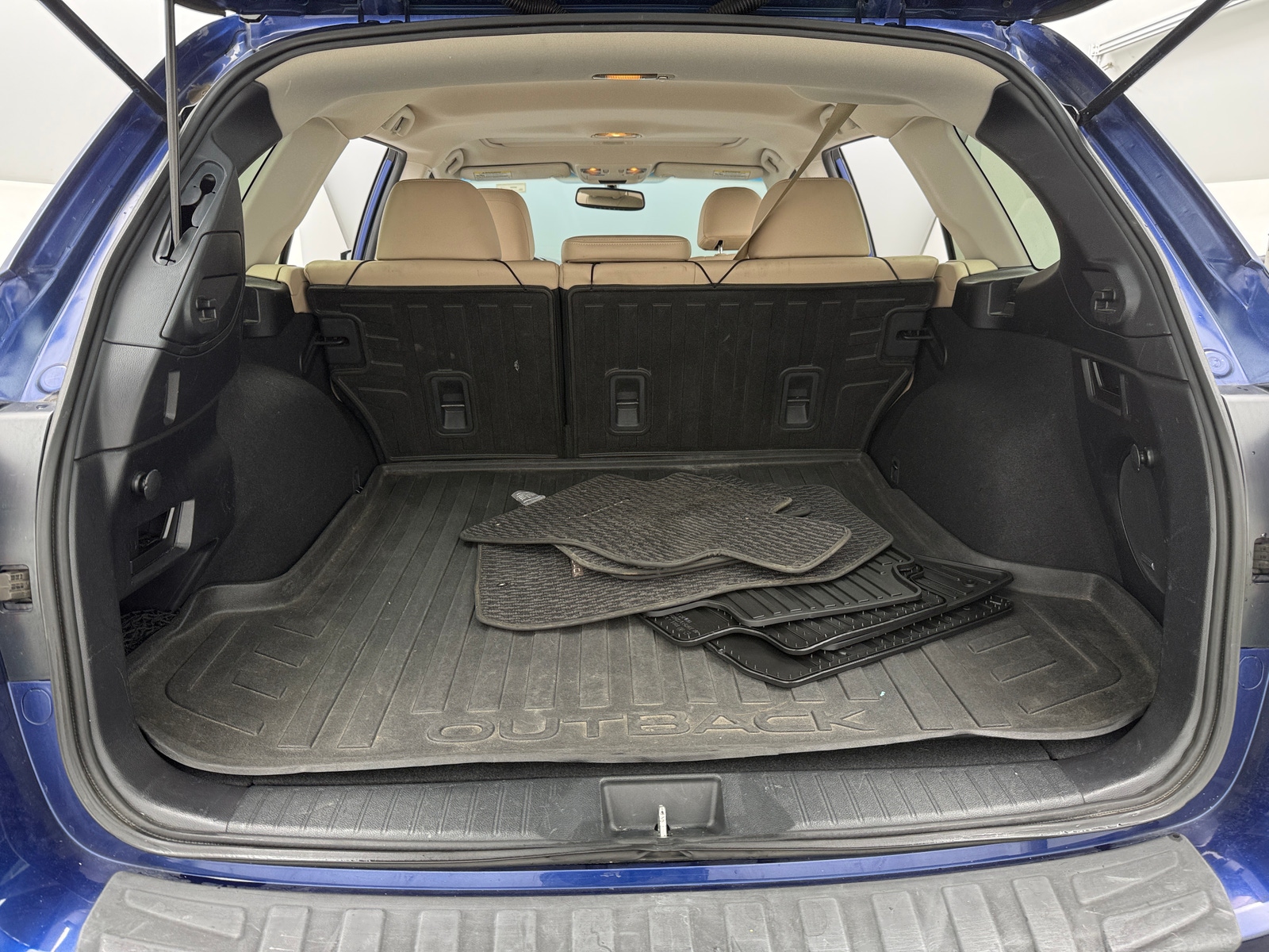 Thumbnail: 2016 Subaru Outback - 6