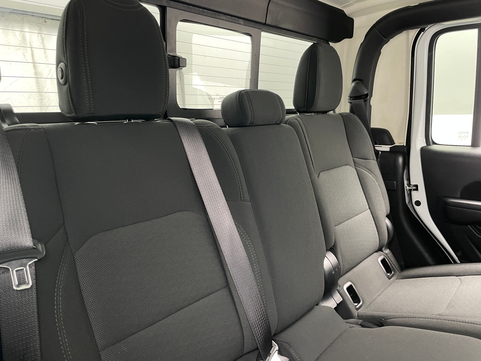 Thumbnail: 2021 Jeep Gladiator - 5