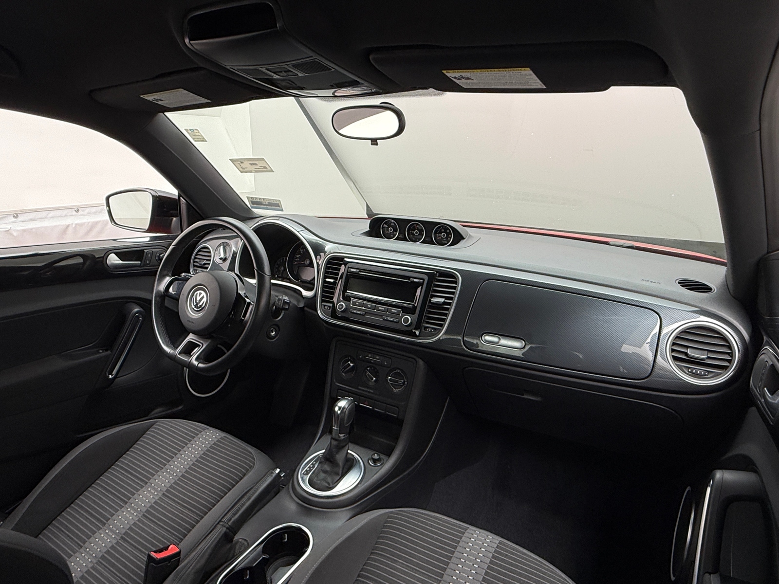 Thumbnail: 2012 Volkswagen Beetle - 3