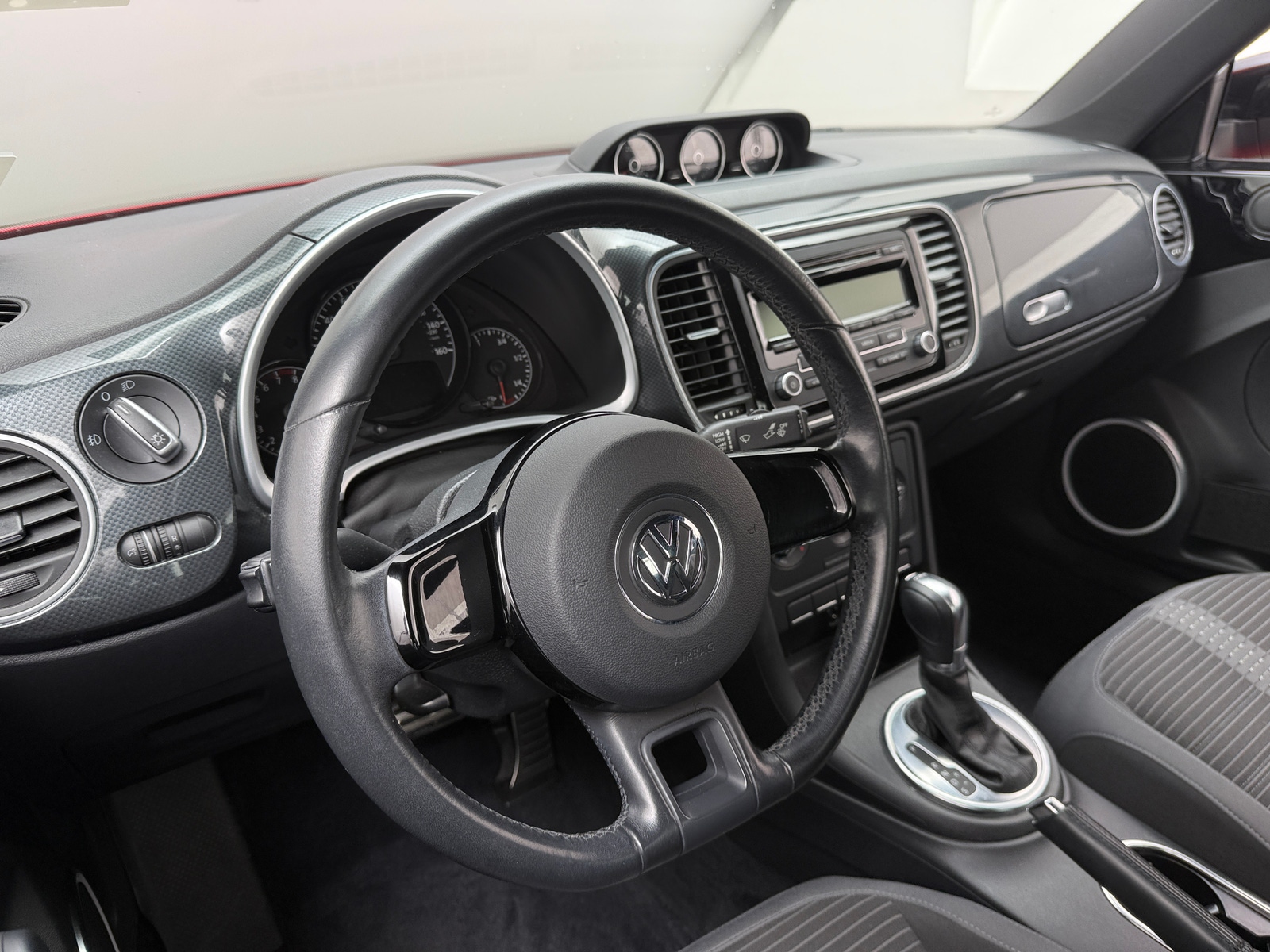 Thumbnail: 2012 Volkswagen Beetle - 5