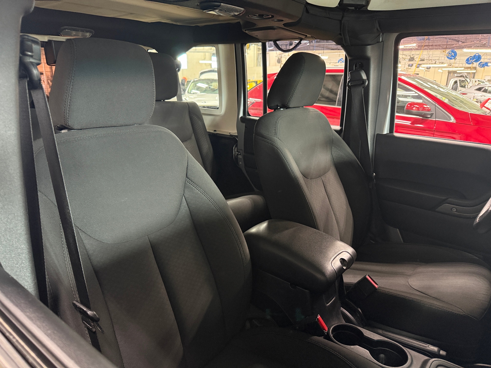 Thumbnail: 2016 Jeep Wrangler - 2