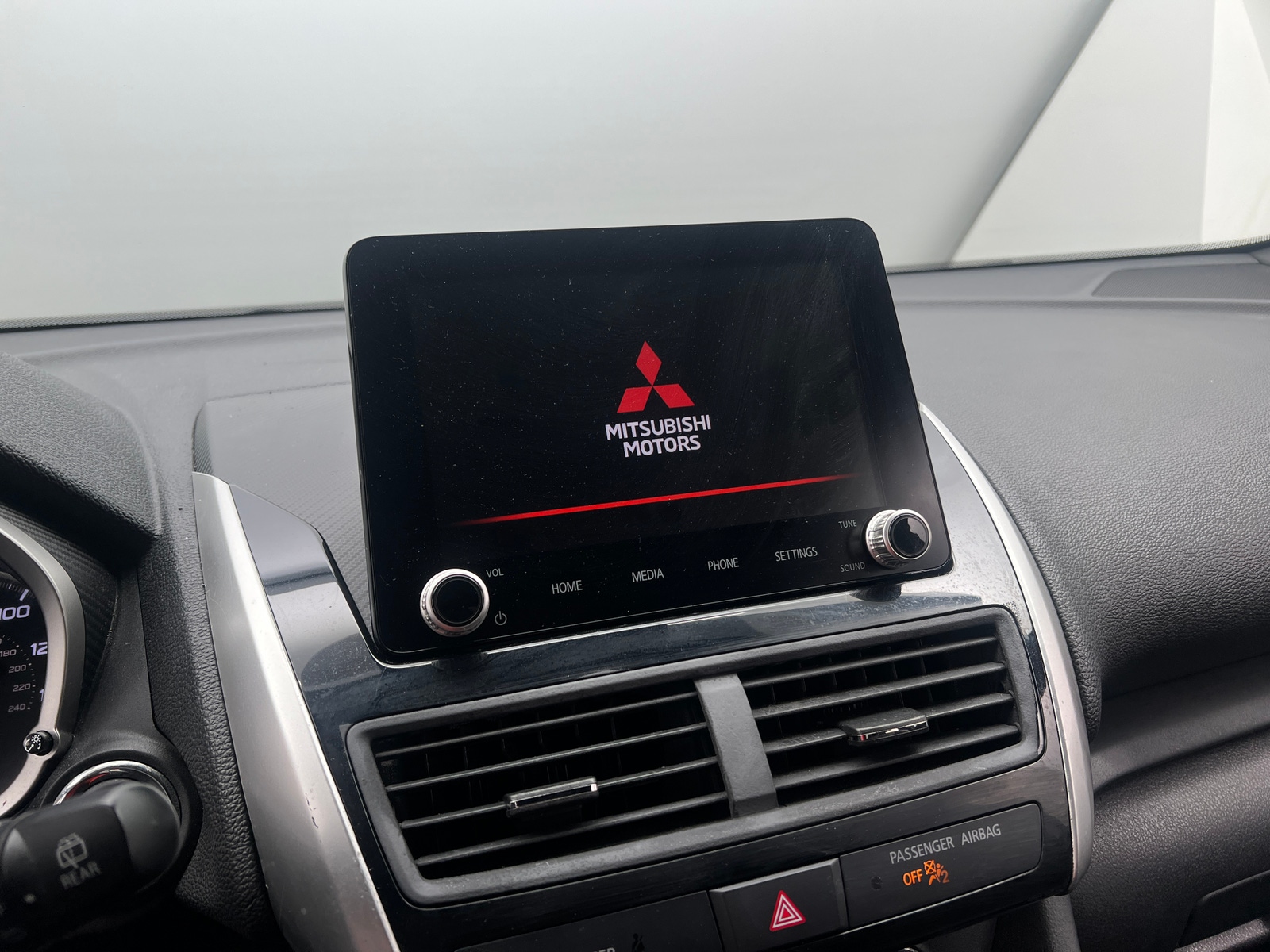 Thumbnail: 2023 Mitsubishi Eclipse Cross - 3