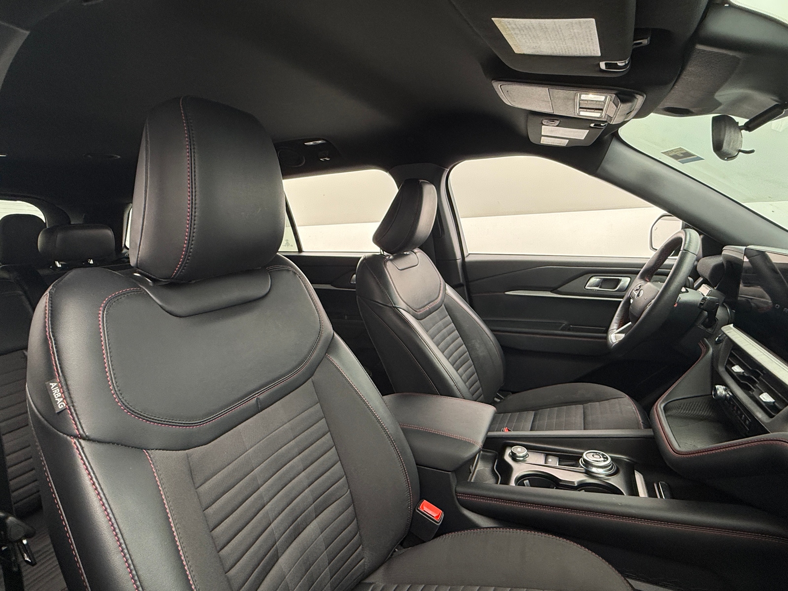 Thumbnail: 2025 Ford Explorer - 2