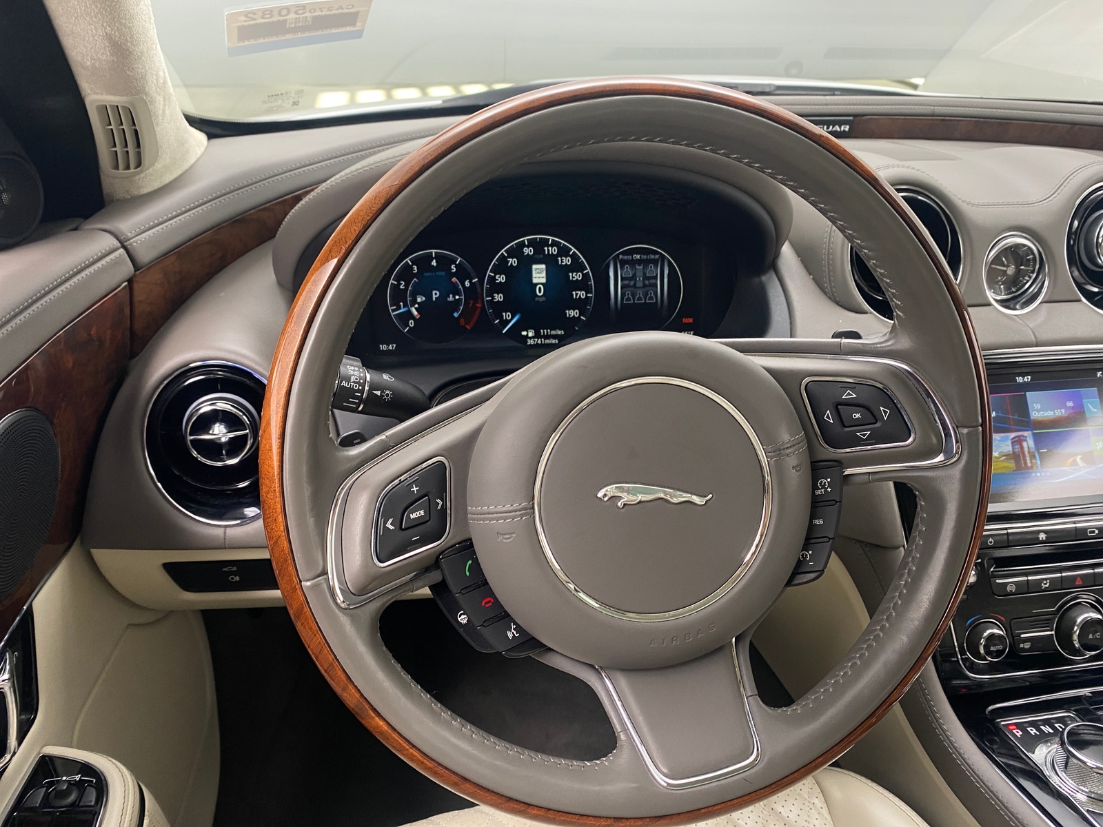 Thumbnail: 2017 Jaguar XJ - 4