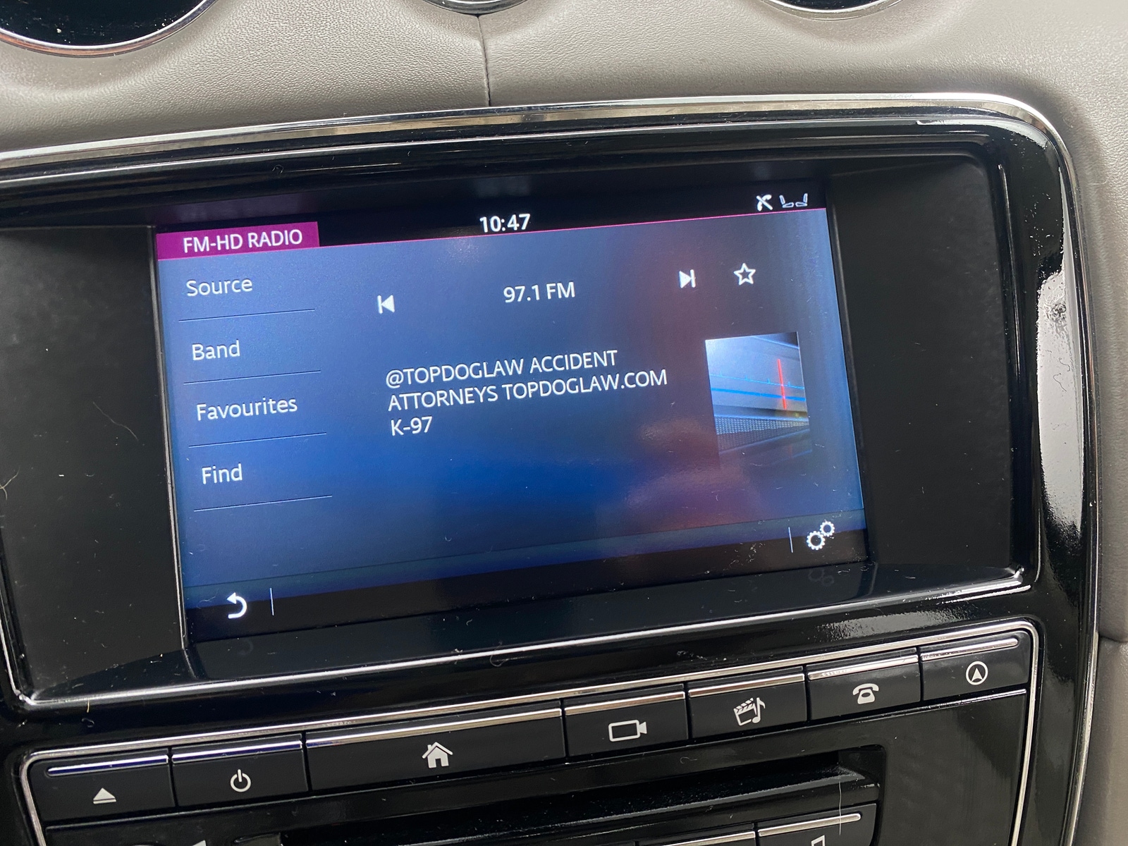 Thumbnail: 2017 Jaguar XJ - 3