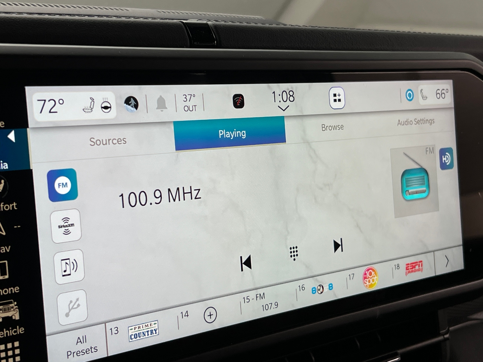 Thumbnail: 2024 Jeep Wrangler - 4