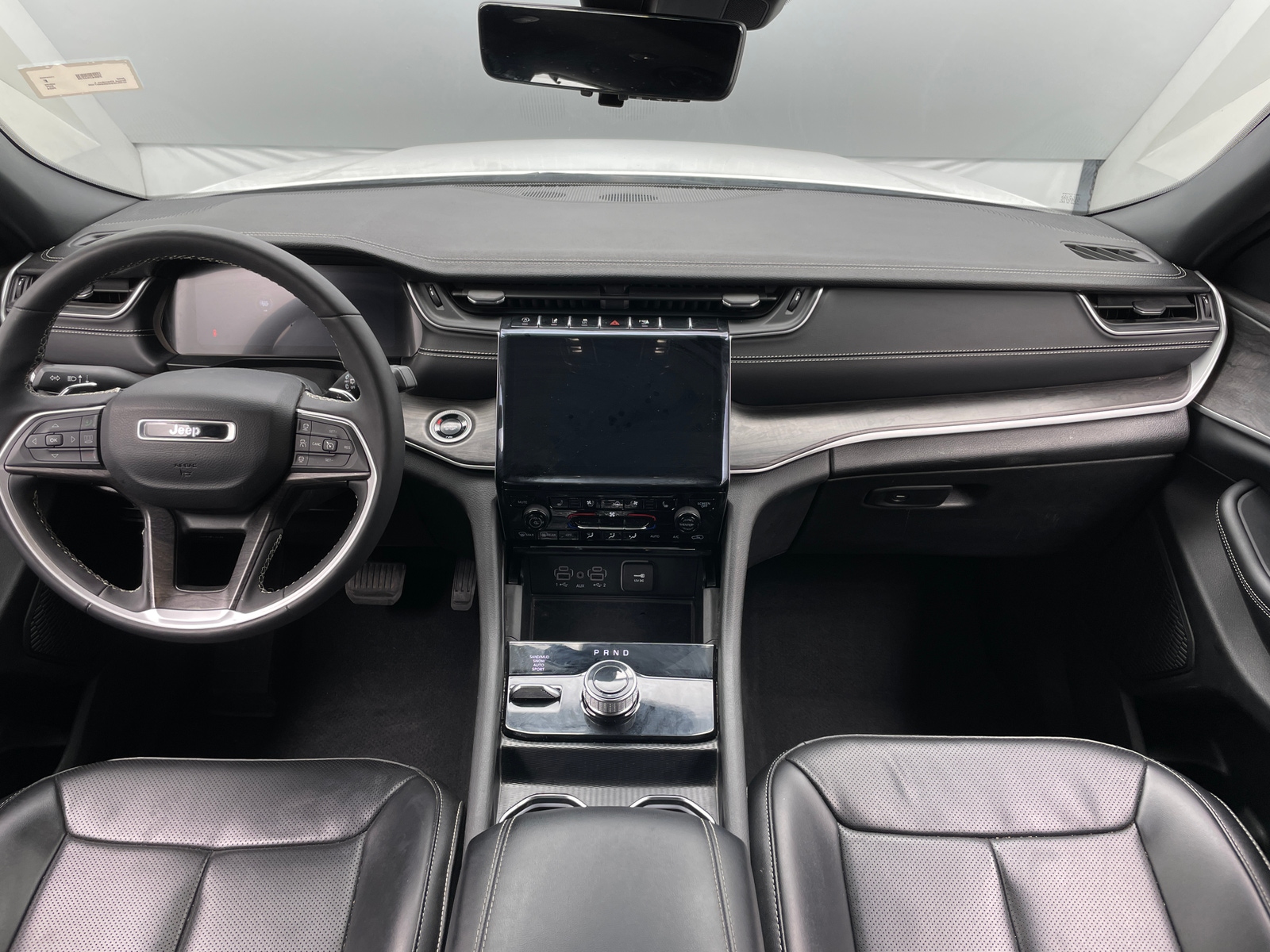 Thumbnail: 2024 Jeep Grand Cherokee L - 2