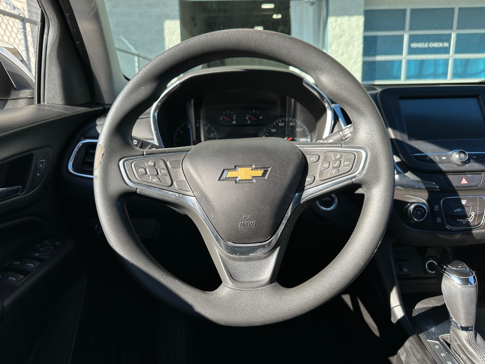 Thumbnail: 2018 Chevrolet Equinox - 5