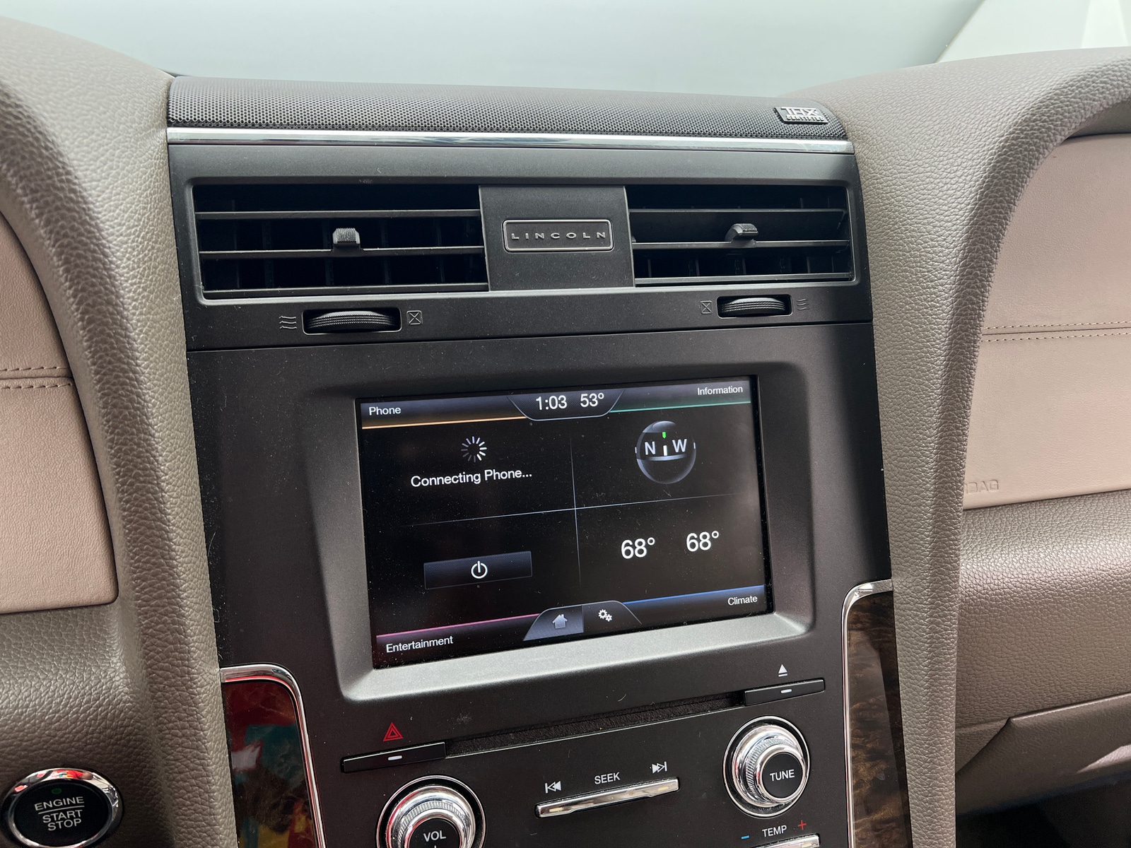 Thumbnail: 2015 Lincoln Navigator - 3