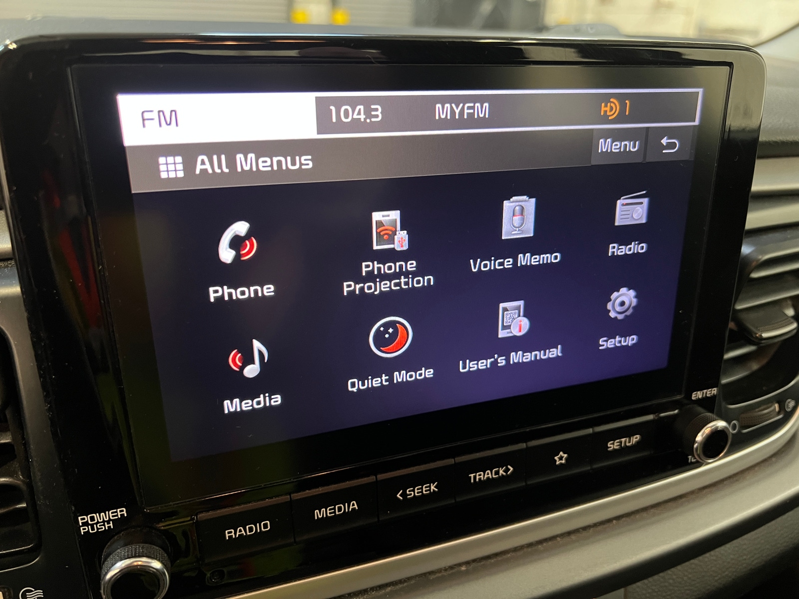 Thumbnail: 2022 Kia Rio - 4