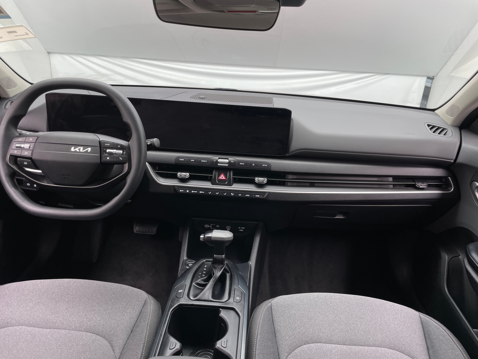 Thumbnail: 2025 Kia K4 - 3