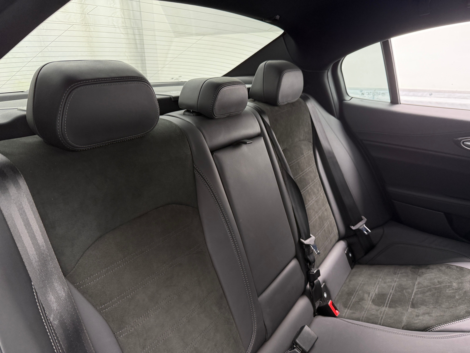 Thumbnail: 2020 Alfa Romeo Giulia - 5