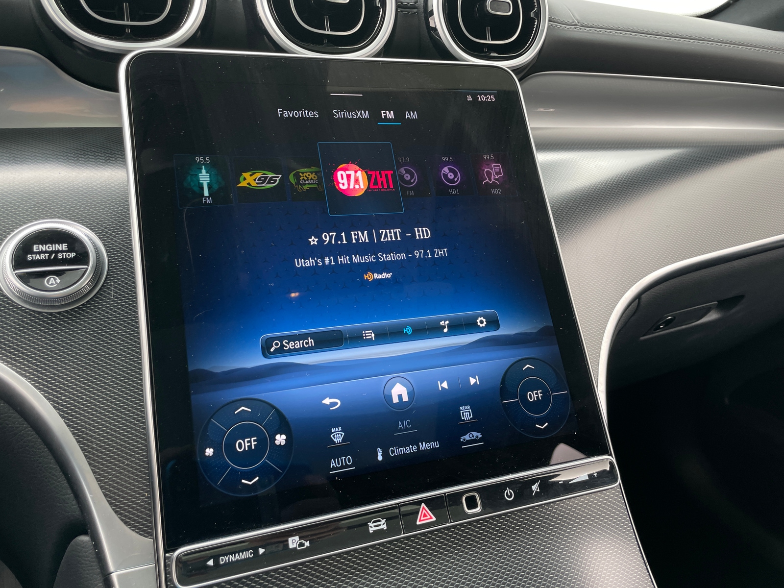 Thumbnail: 2024 Mercedes-Benz GLC - 3