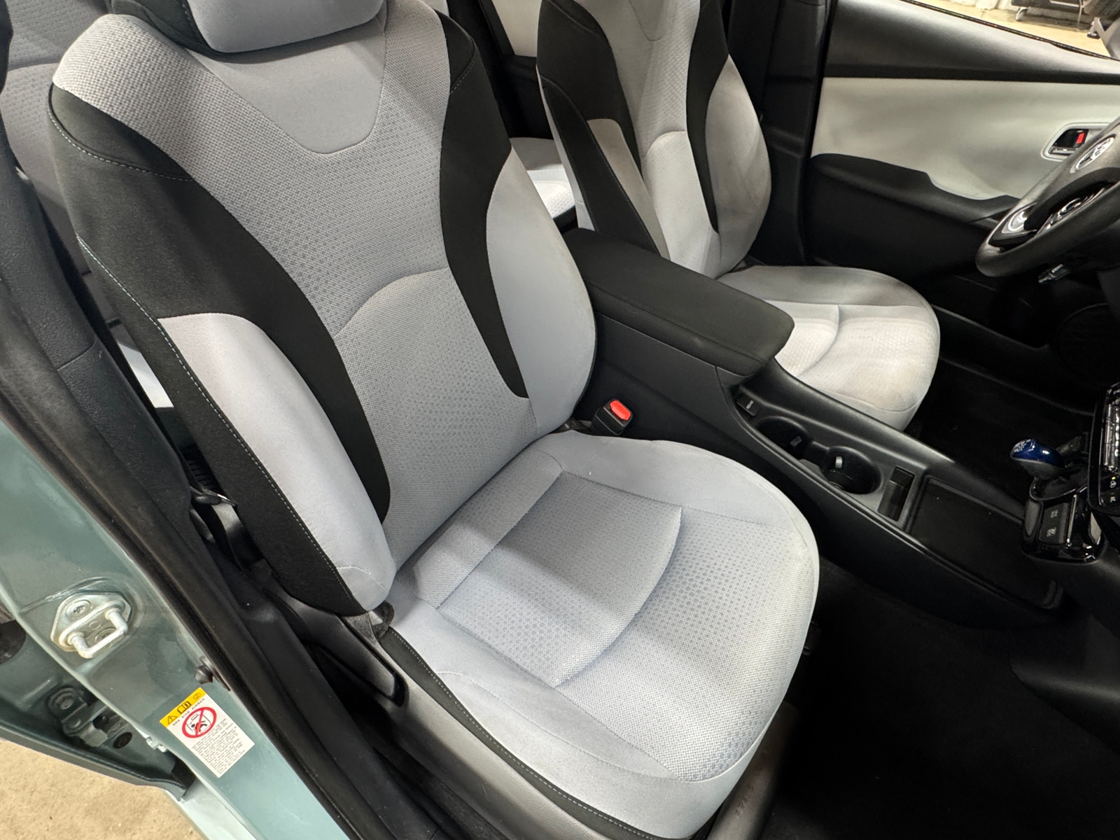 Thumbnail: 2020 Toyota Prius - 2