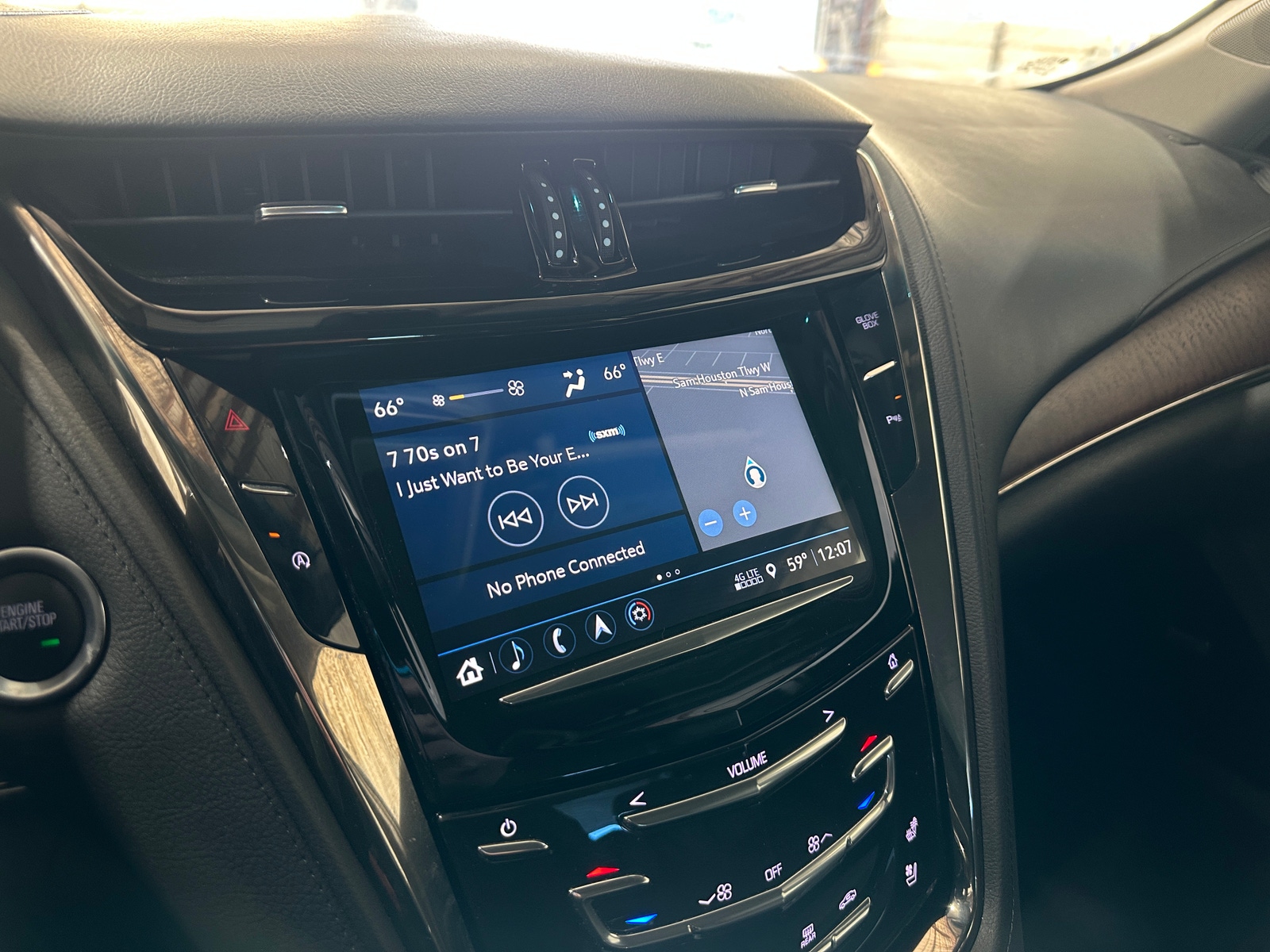 Thumbnail: 2018 Cadillac CTS - 3