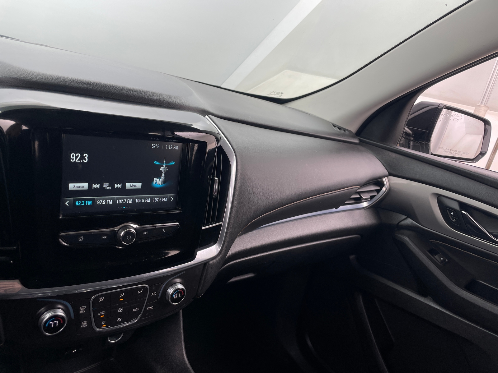 Thumbnail: 2018 Chevrolet Traverse - 4