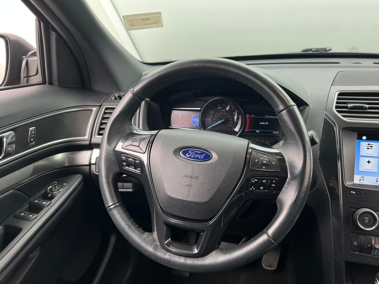 Thumbnail: 2019 Ford Explorer - 4