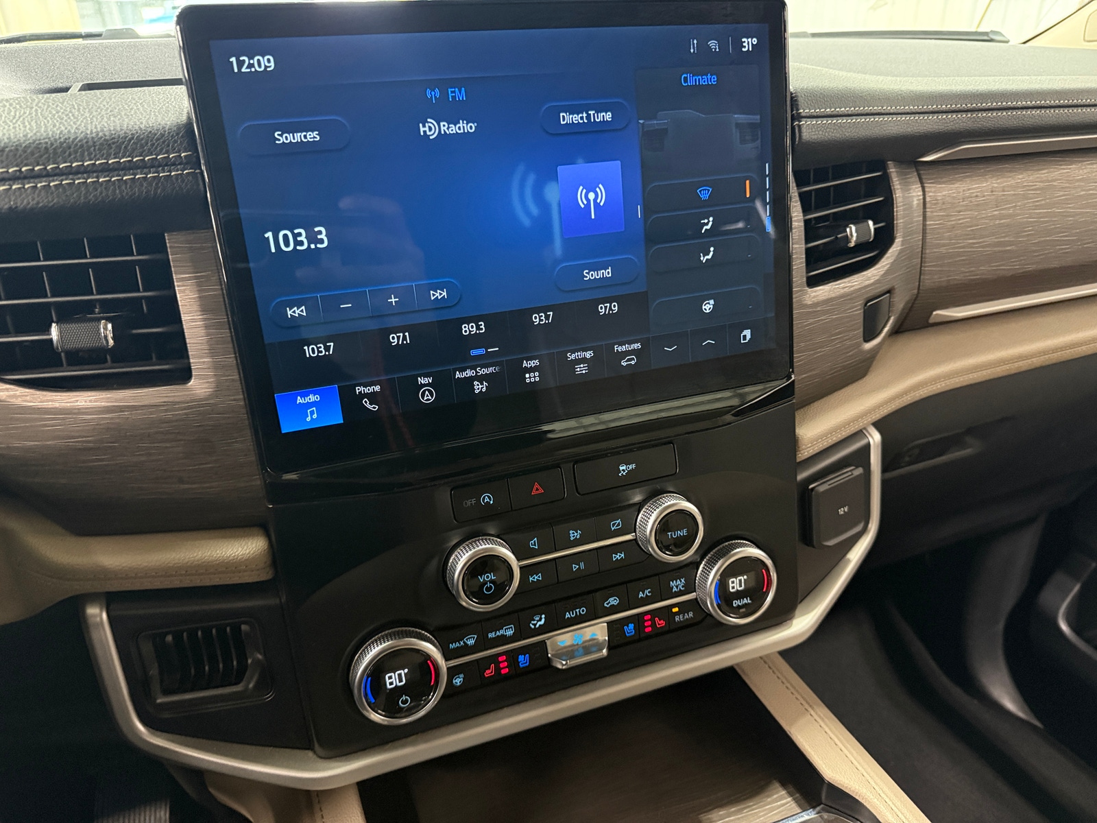 Thumbnail: 2024 Ford Expedition MAX - 3