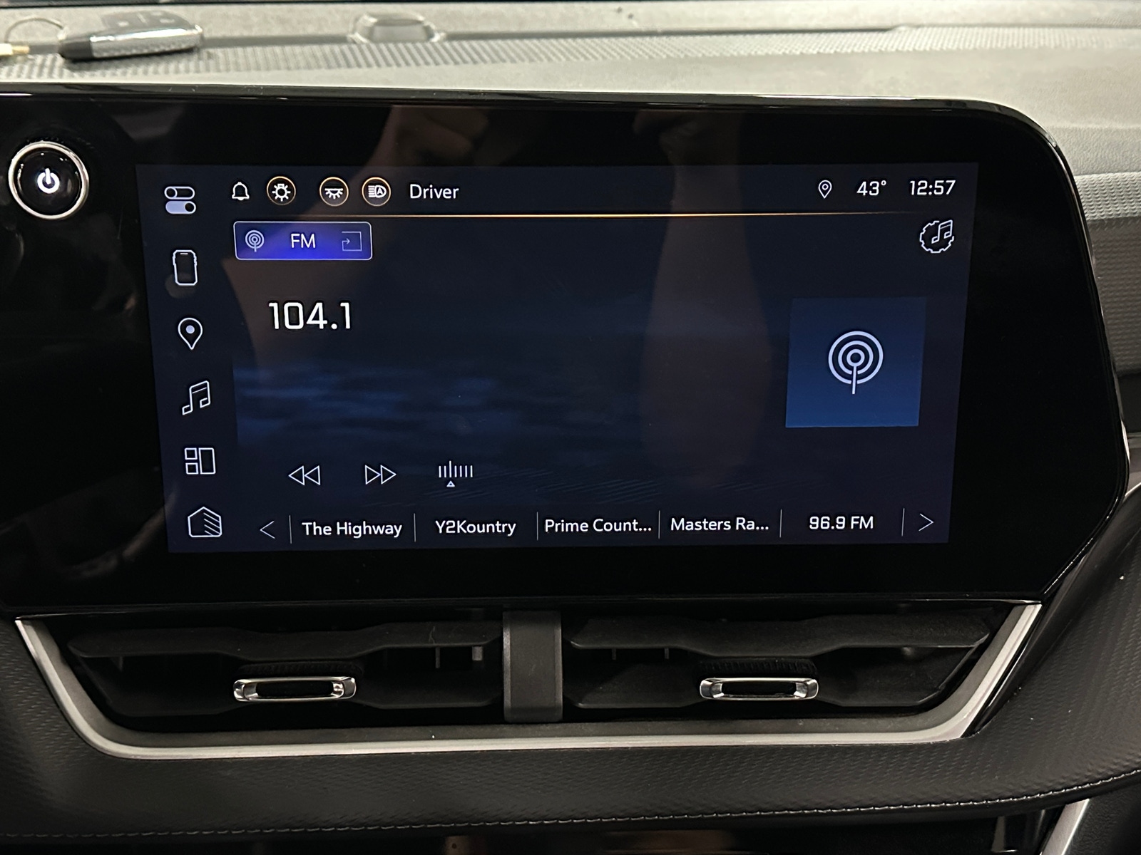 Thumbnail: 2025 Chevrolet Equinox - 4