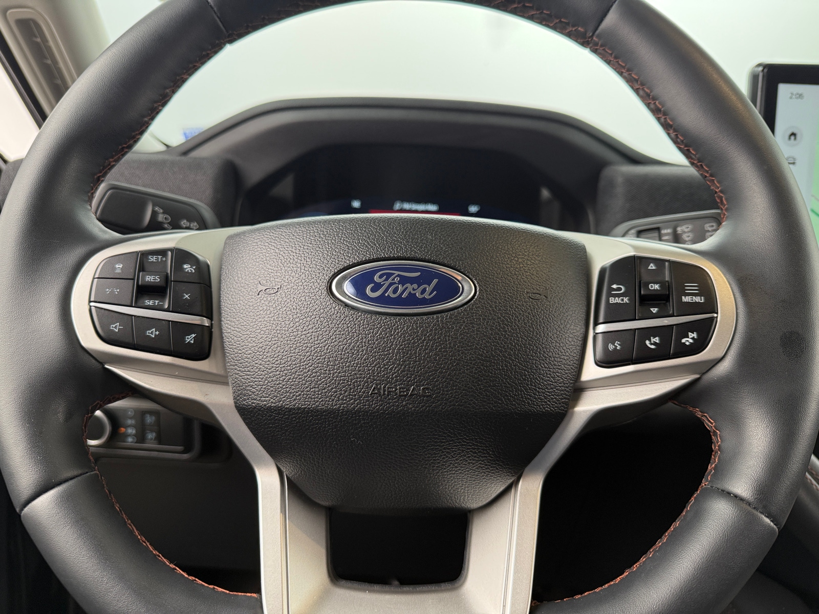 Thumbnail: 2025 Ford Explorer - 5