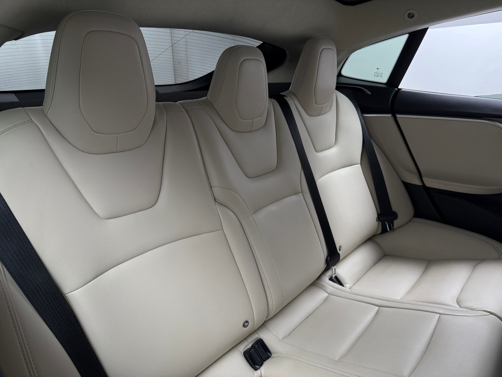 Thumbnail: 2018 Tesla Model S - 5