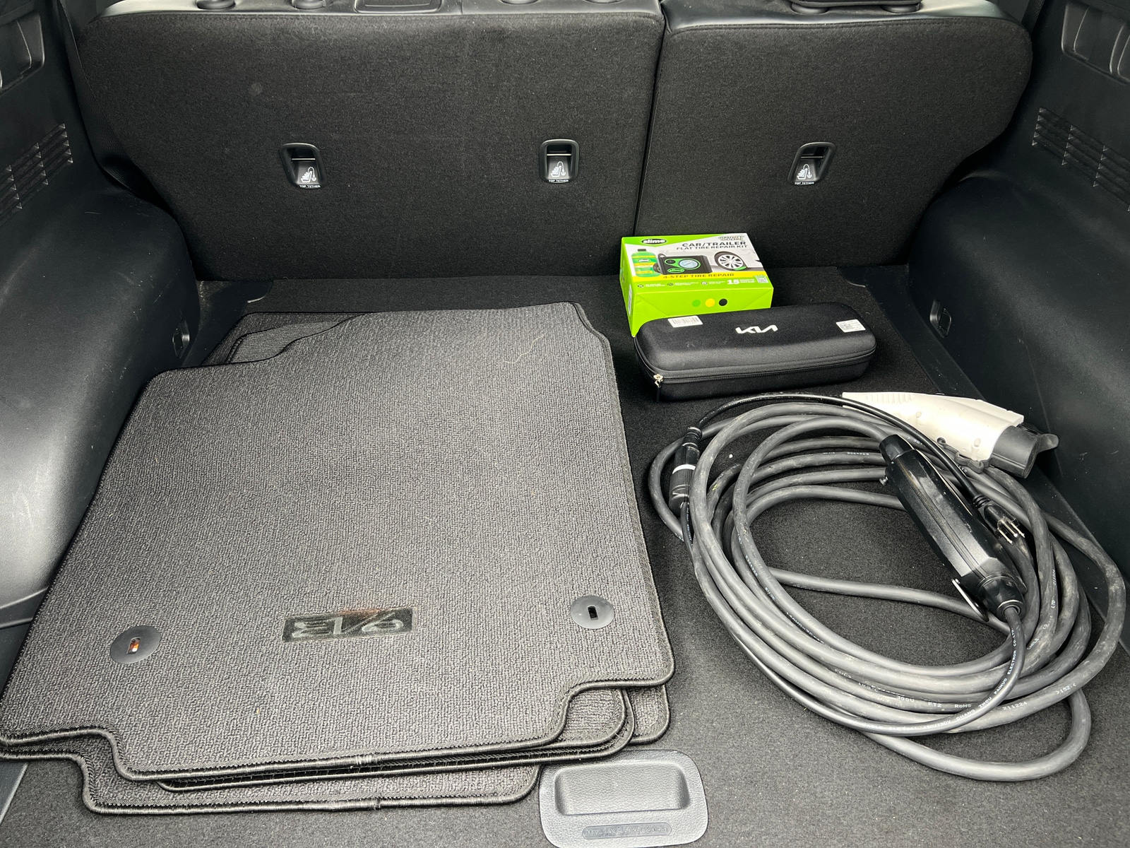 Thumbnail: 2022 Kia EV6 - 6