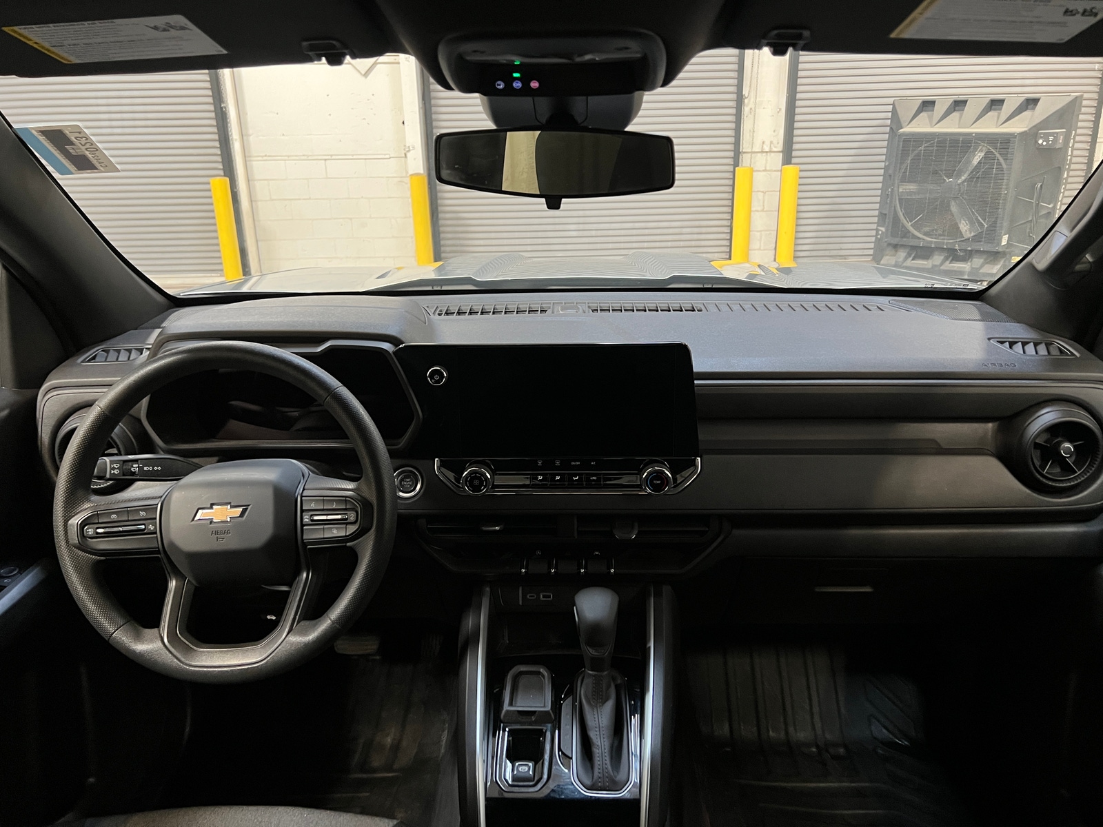 Thumbnail: 2024 Chevrolet Colorado - 3