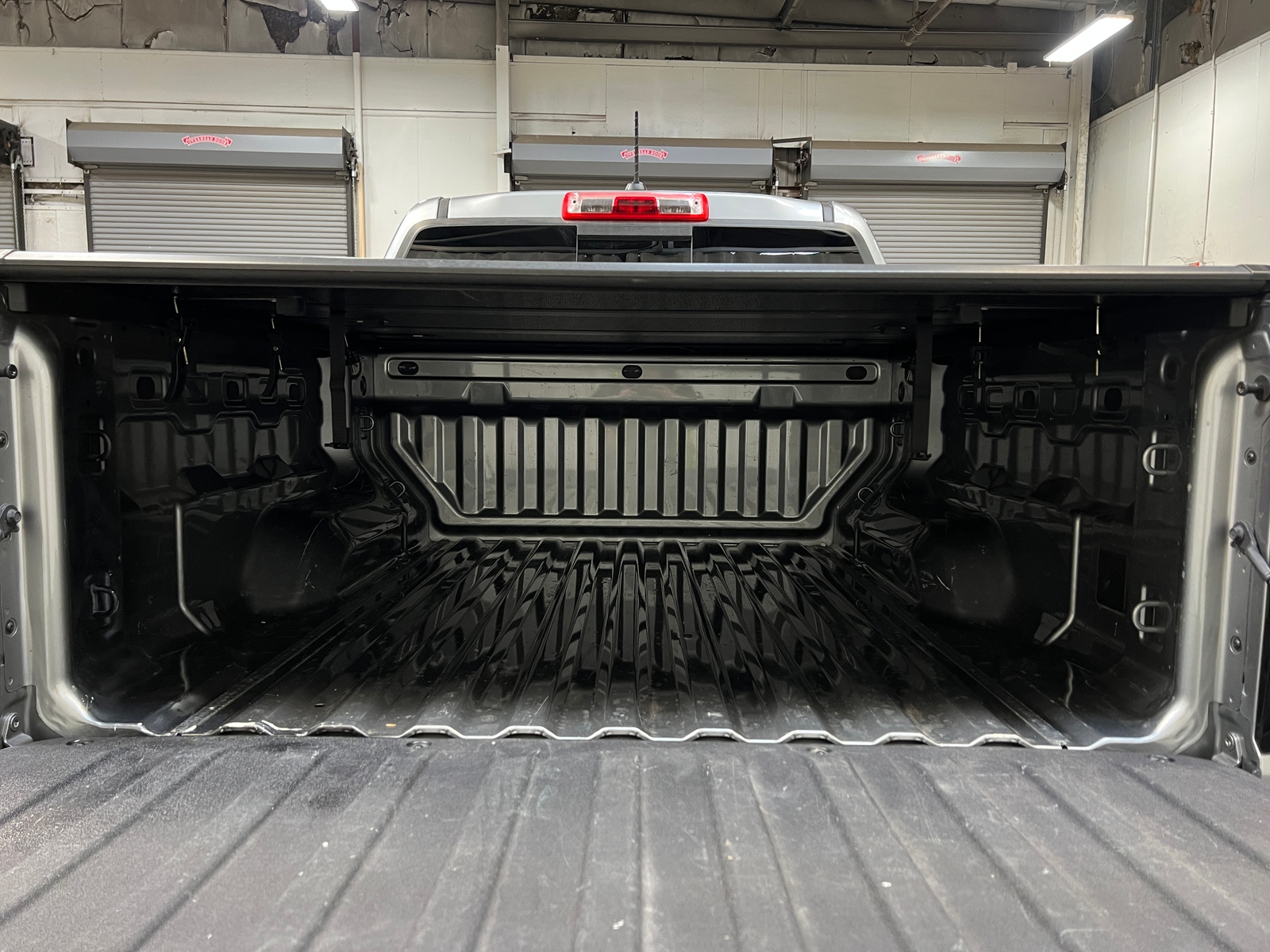 Thumbnail: 2024 Chevrolet Colorado - 7