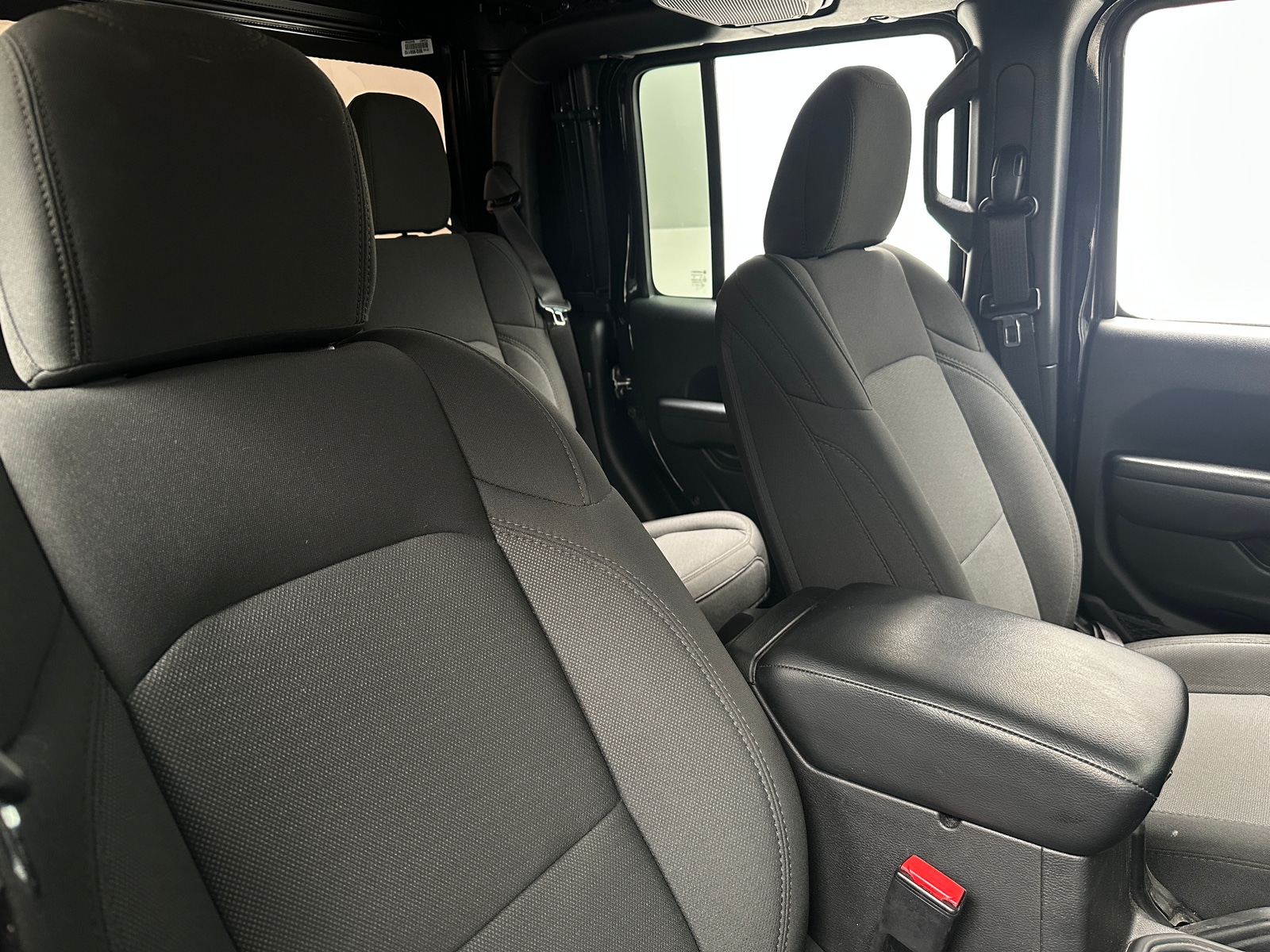 Thumbnail: 2023 Jeep Gladiator - 2