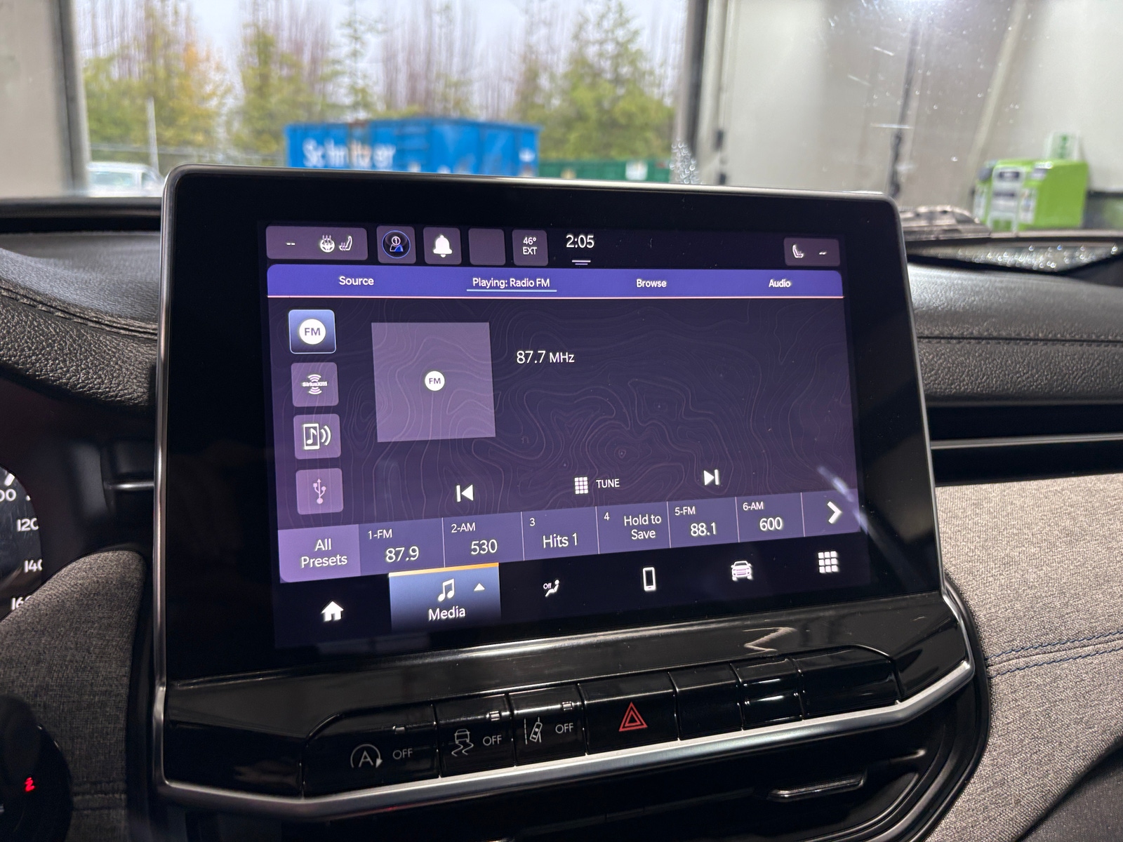 Thumbnail: 2023 Jeep Compass - 4