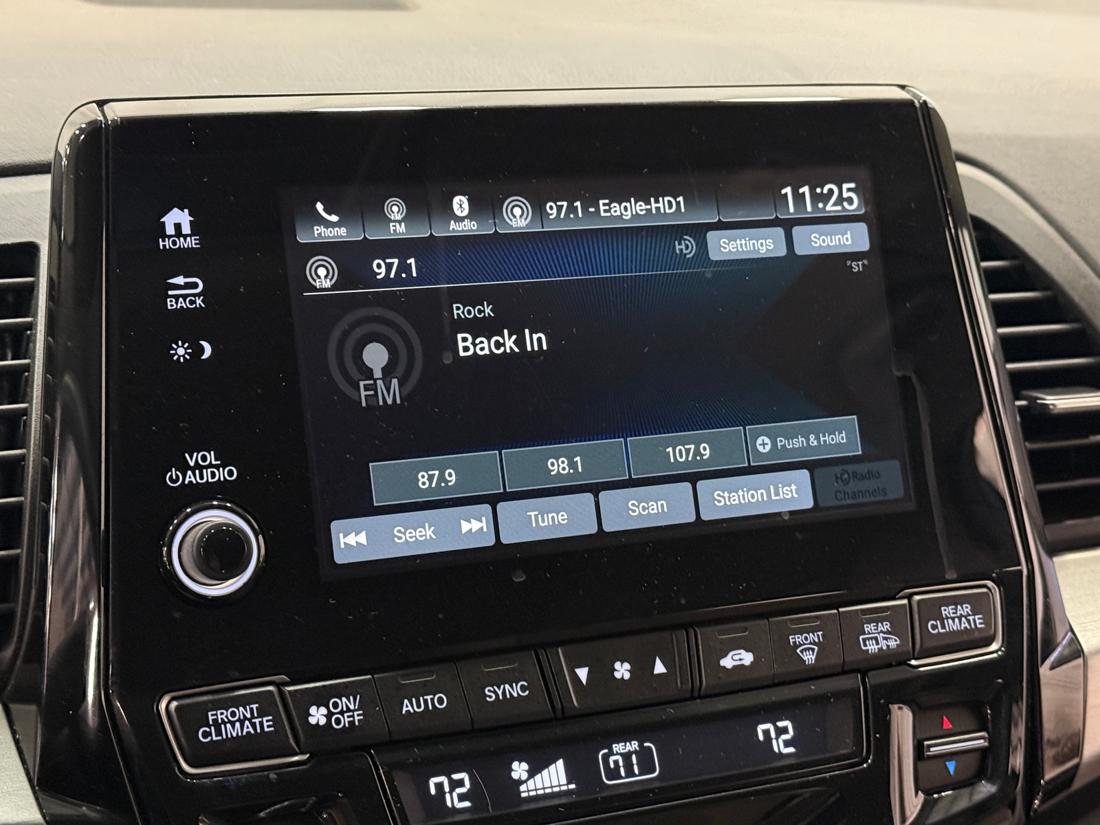 Thumbnail: 2019 Honda Odyssey - 4