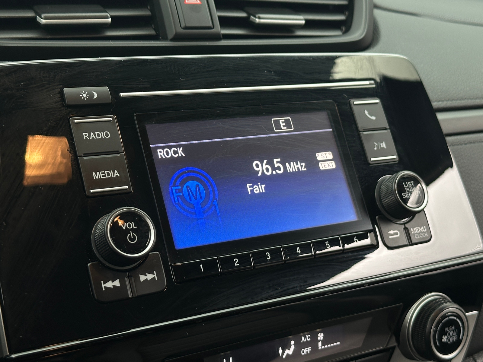 Thumbnail: 2019 Honda CR-V - 4