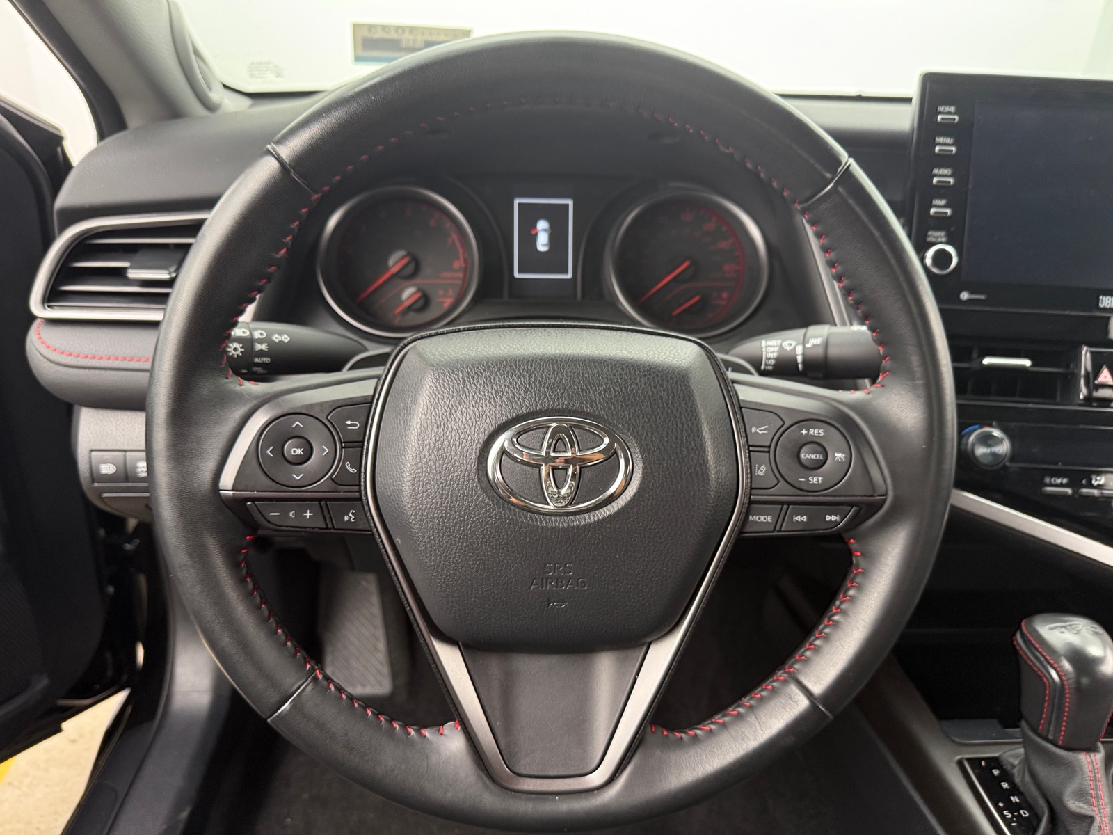 Thumbnail: 2022 Toyota Camry - 4