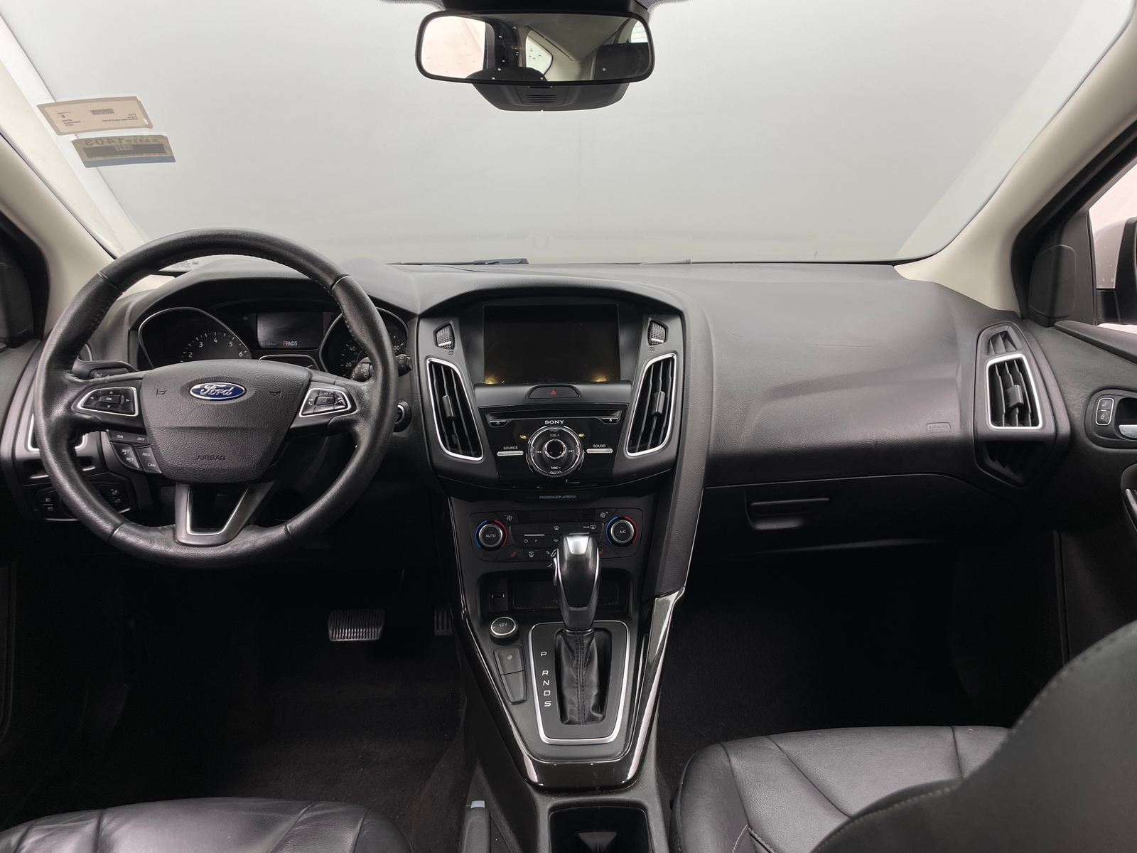 Thumbnail: 2016 Ford Focus - 2