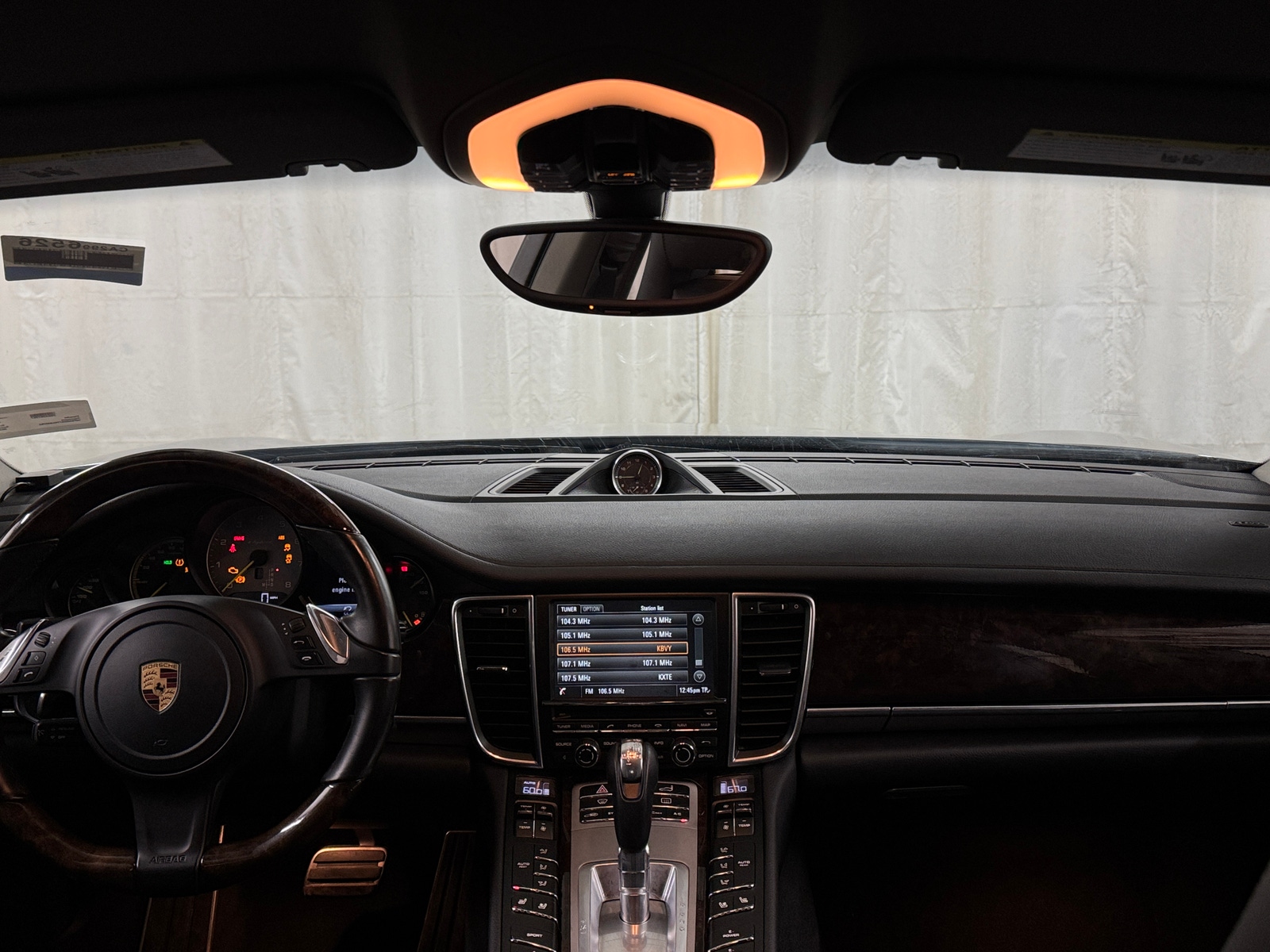 Thumbnail: 2016 Porsche Panamera - 2