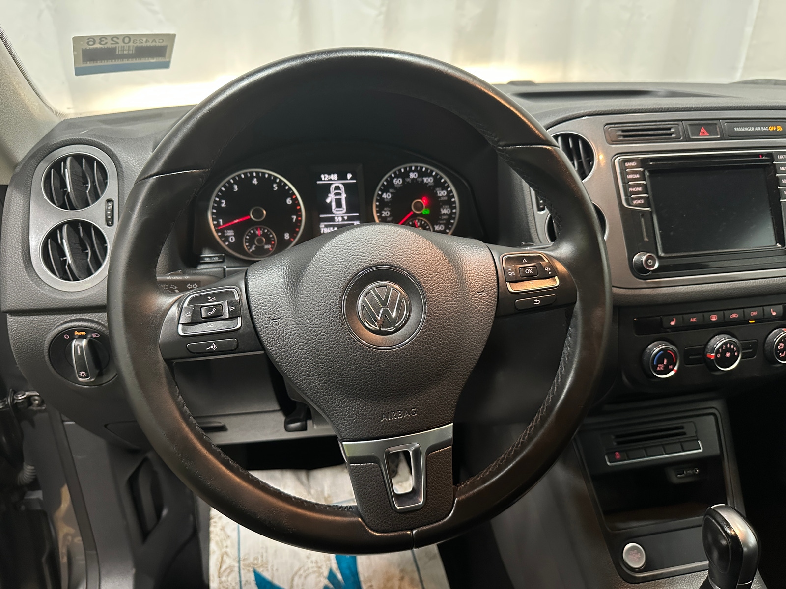 Thumbnail: 2017 Volkswagen Tiguan - 5