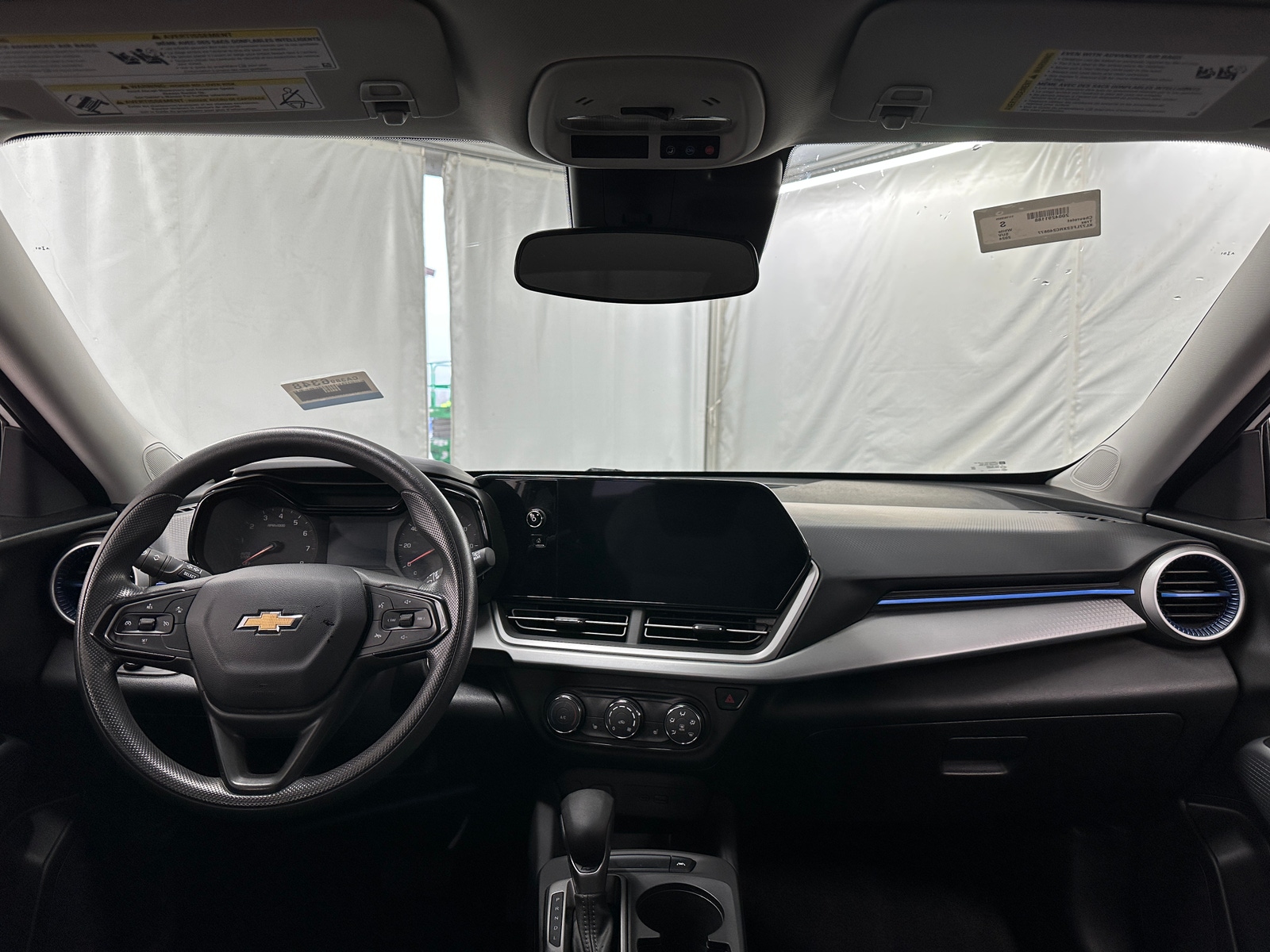 Thumbnail: 2024 Chevrolet Trax - 3