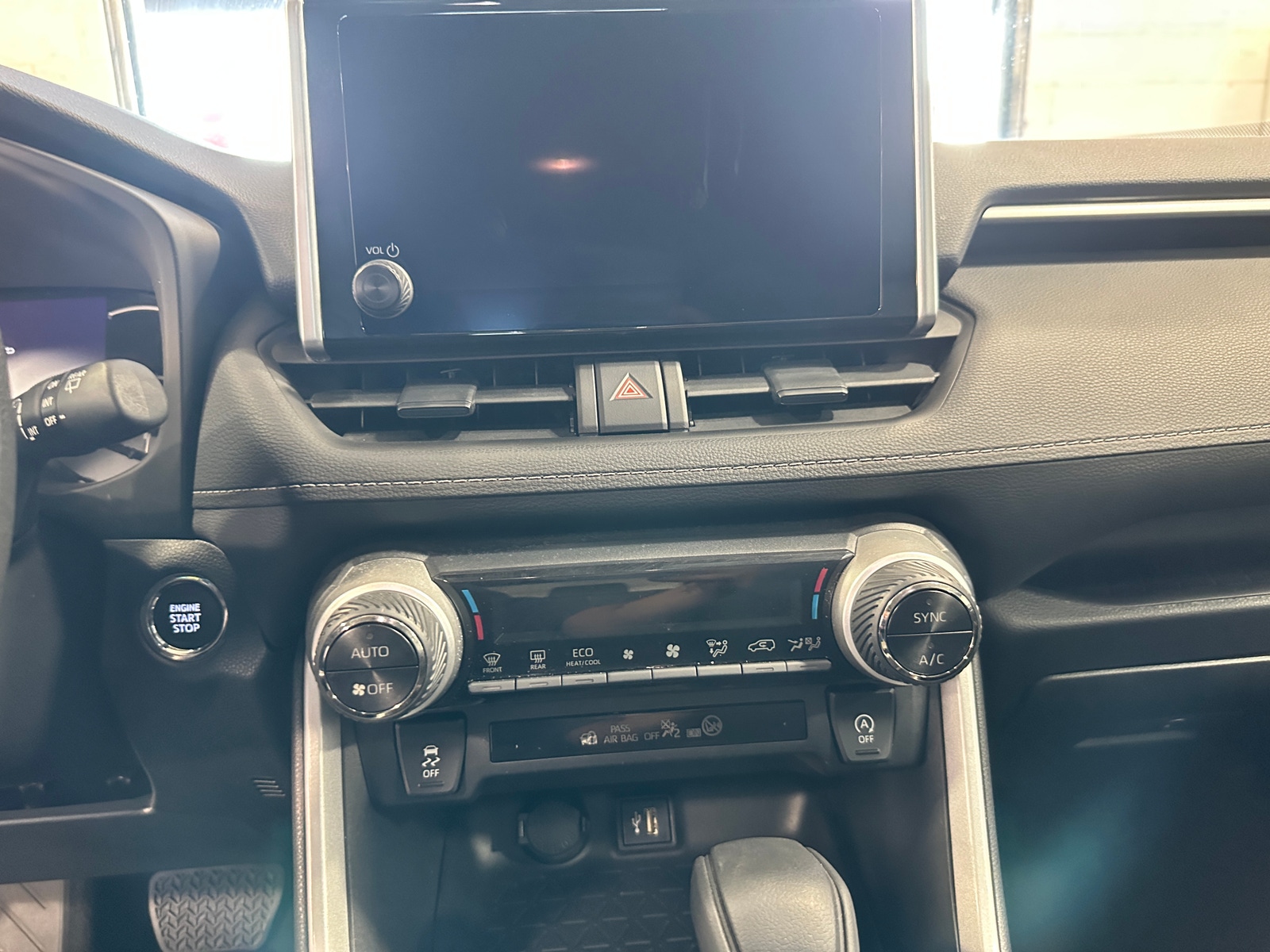 Thumbnail: 2023 Toyota RAV4 - 4