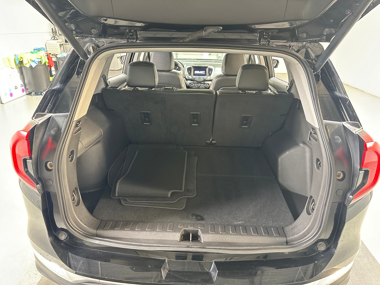 Thumbnail: 2024 GMC Terrain - 6