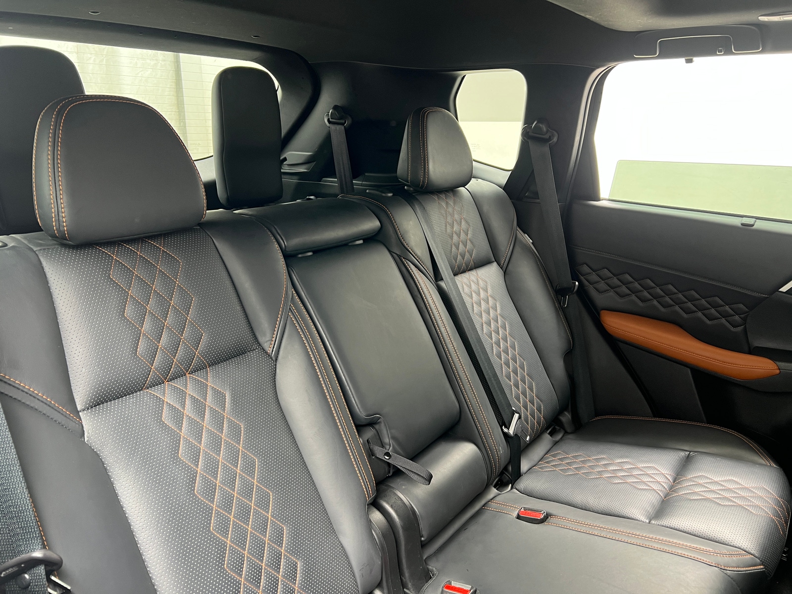 Thumbnail: 2022 Mitsubishi Outlander - 5