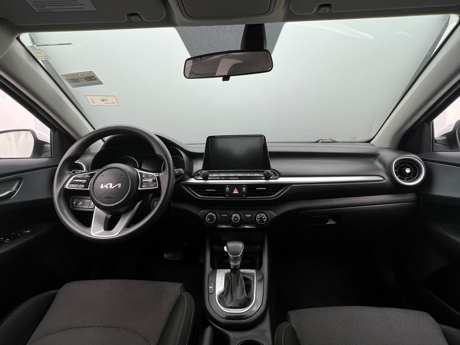 Thumbnail: 2023 Kia Forte - 3