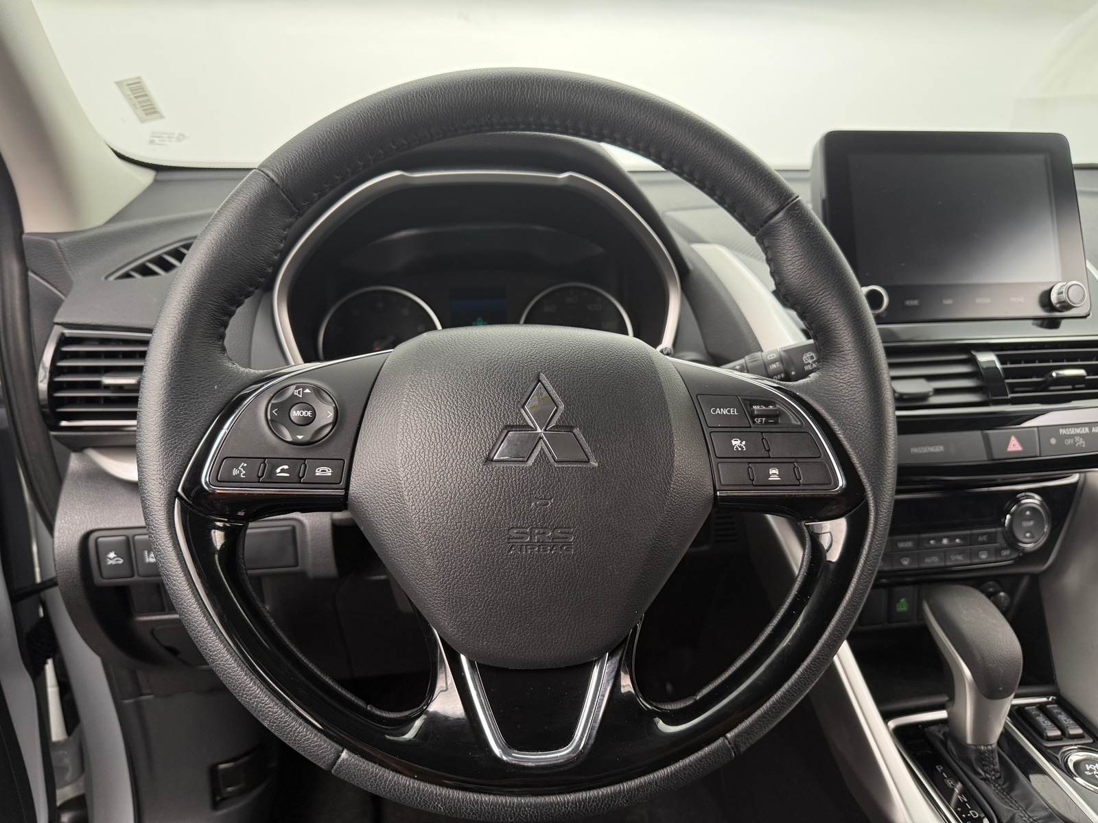 Thumbnail: 2024 Mitsubishi Eclipse Cross - 4