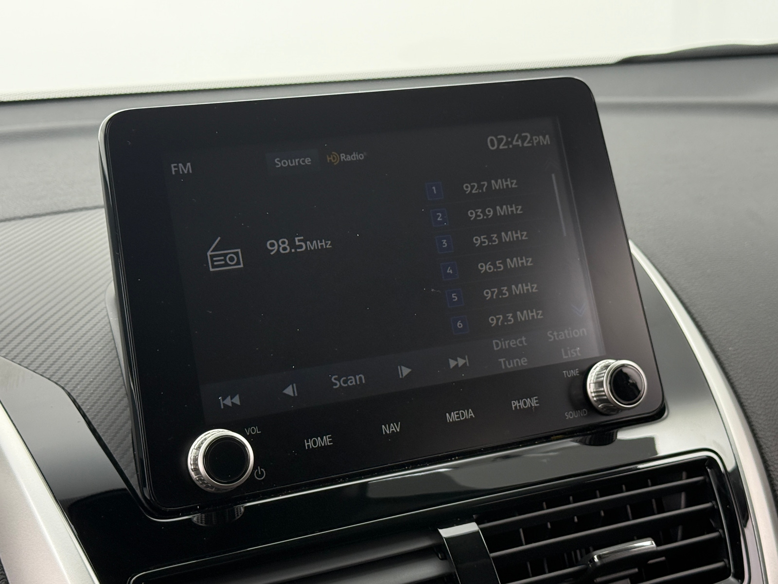 Thumbnail: 2024 Mitsubishi Eclipse Cross - 3