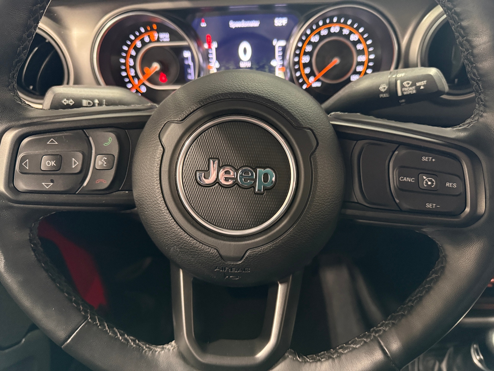 Thumbnail: 2022 Jeep Gladiator - 5