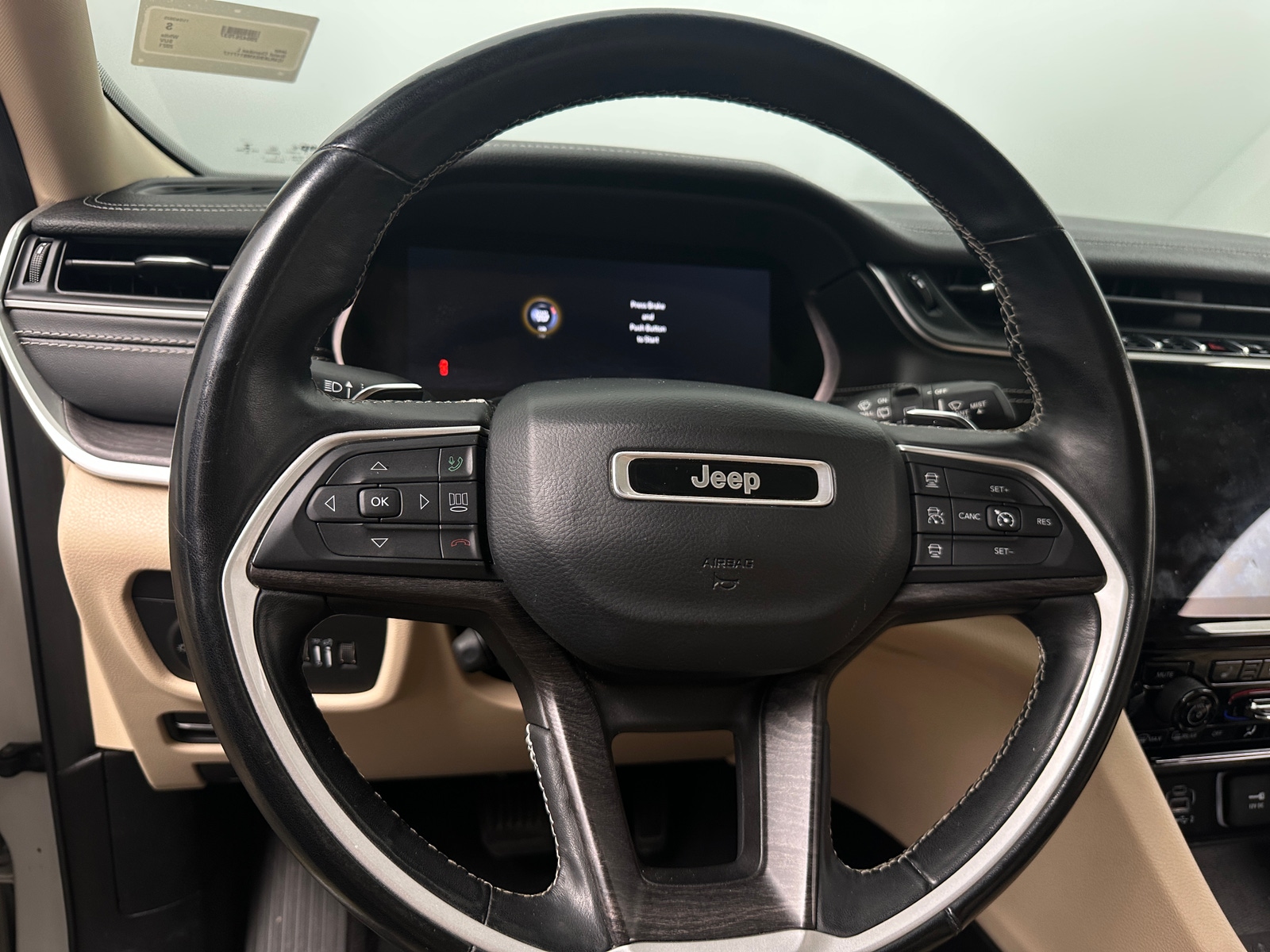 Thumbnail: 2021 Jeep Grand Cherokee L - 4